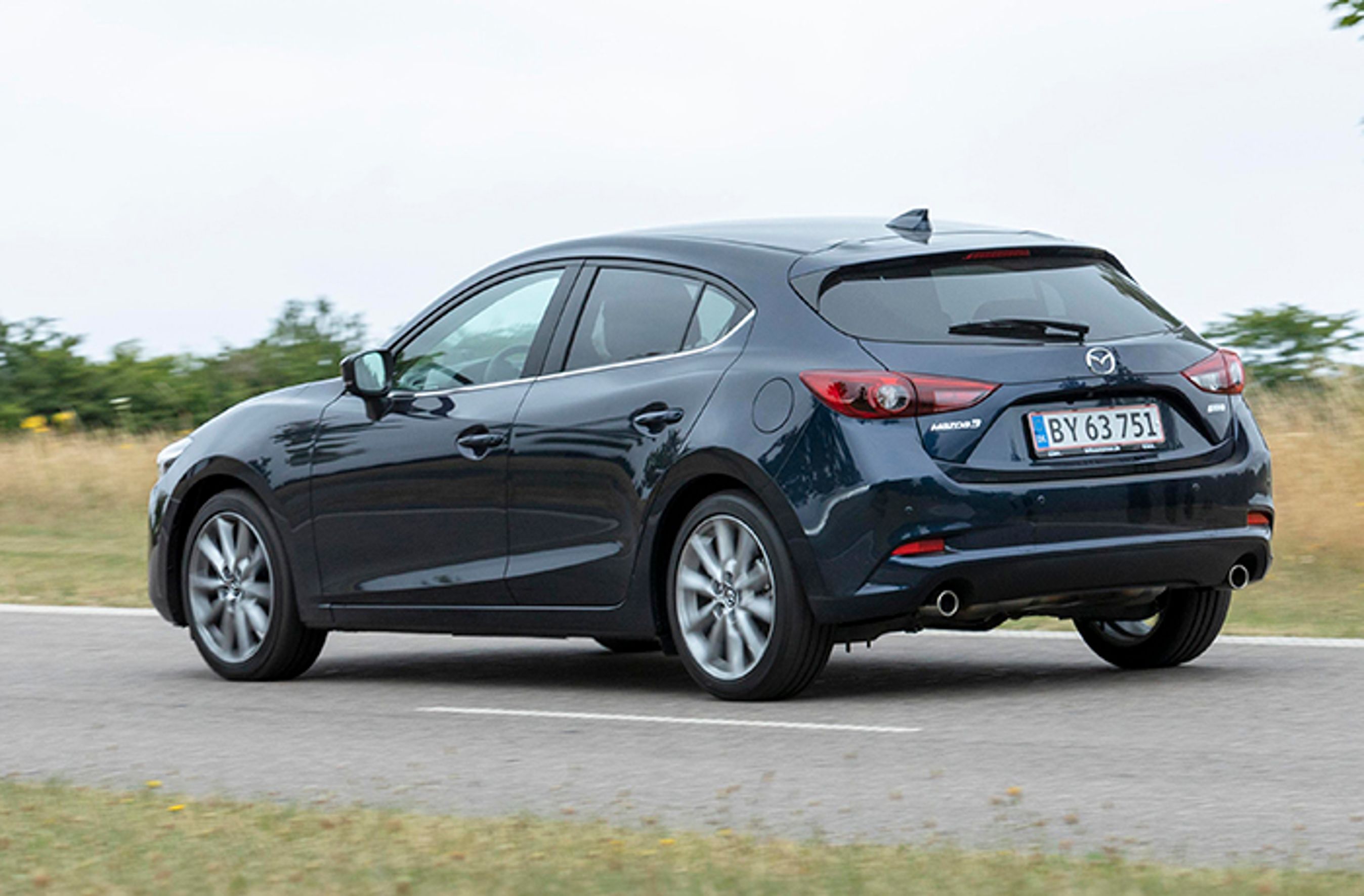 Mazda 3 bagfra