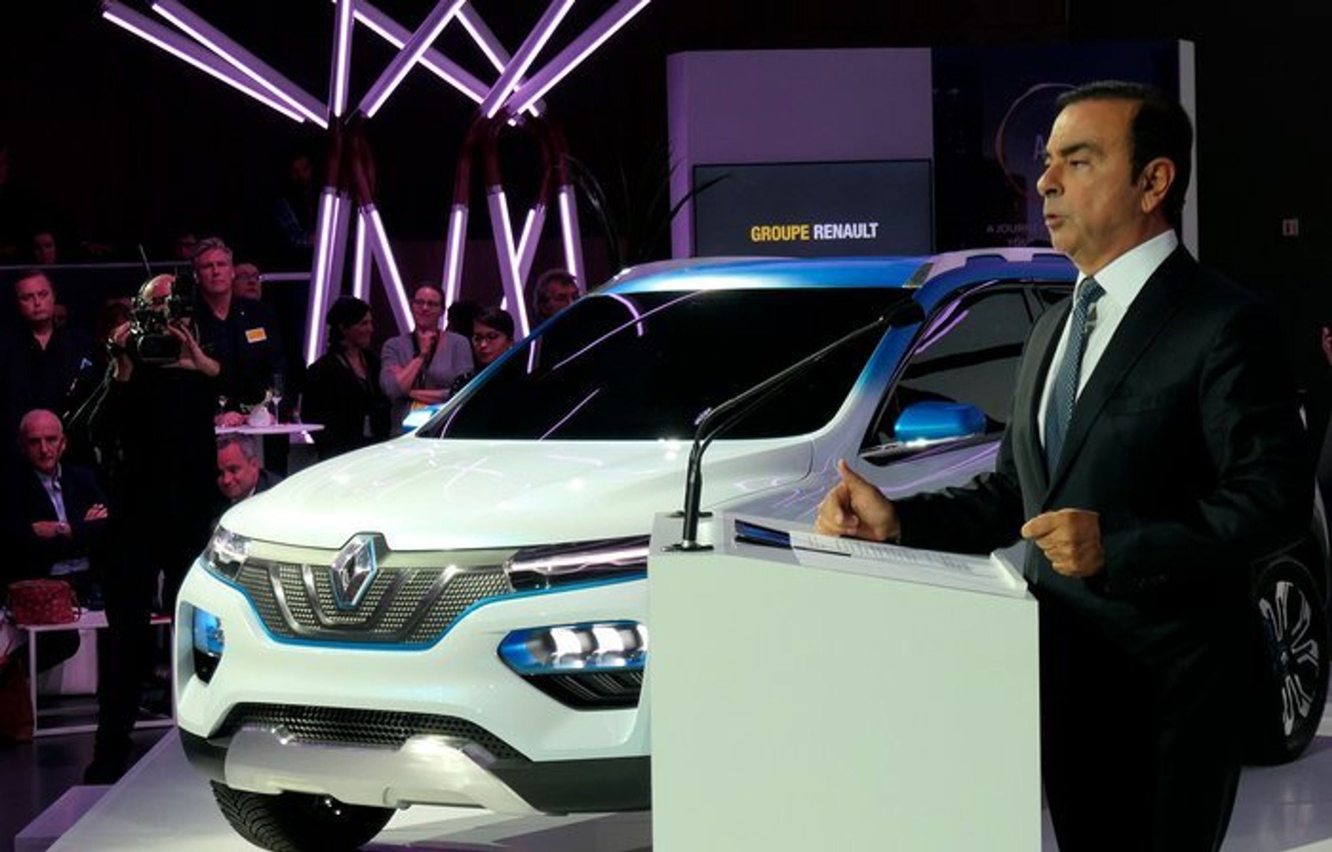 Carlos Ghosn.