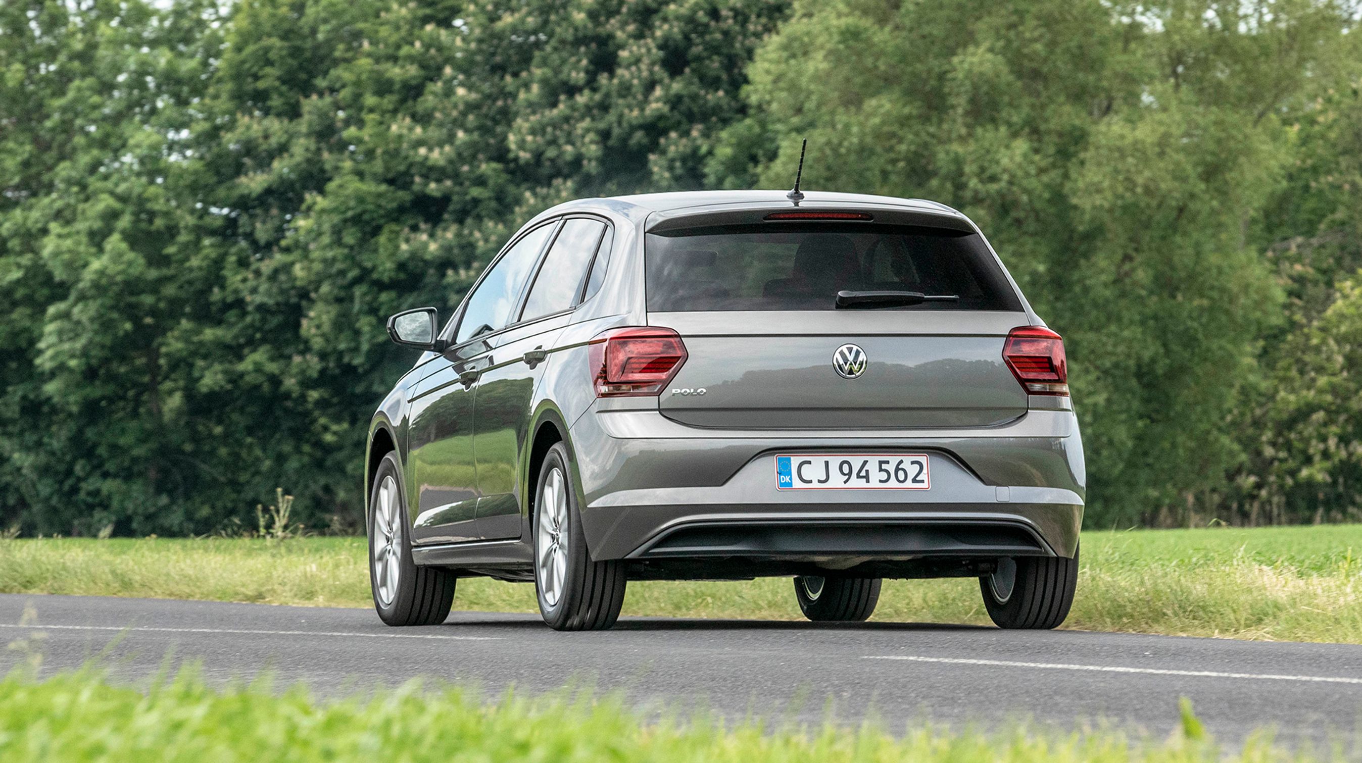 Polo har altid fem døre og fås ikke som stationcar længere. Vil du have mere plads, så henvises der til SUV-modellen T-Cross, som deler teknik med Polo. 