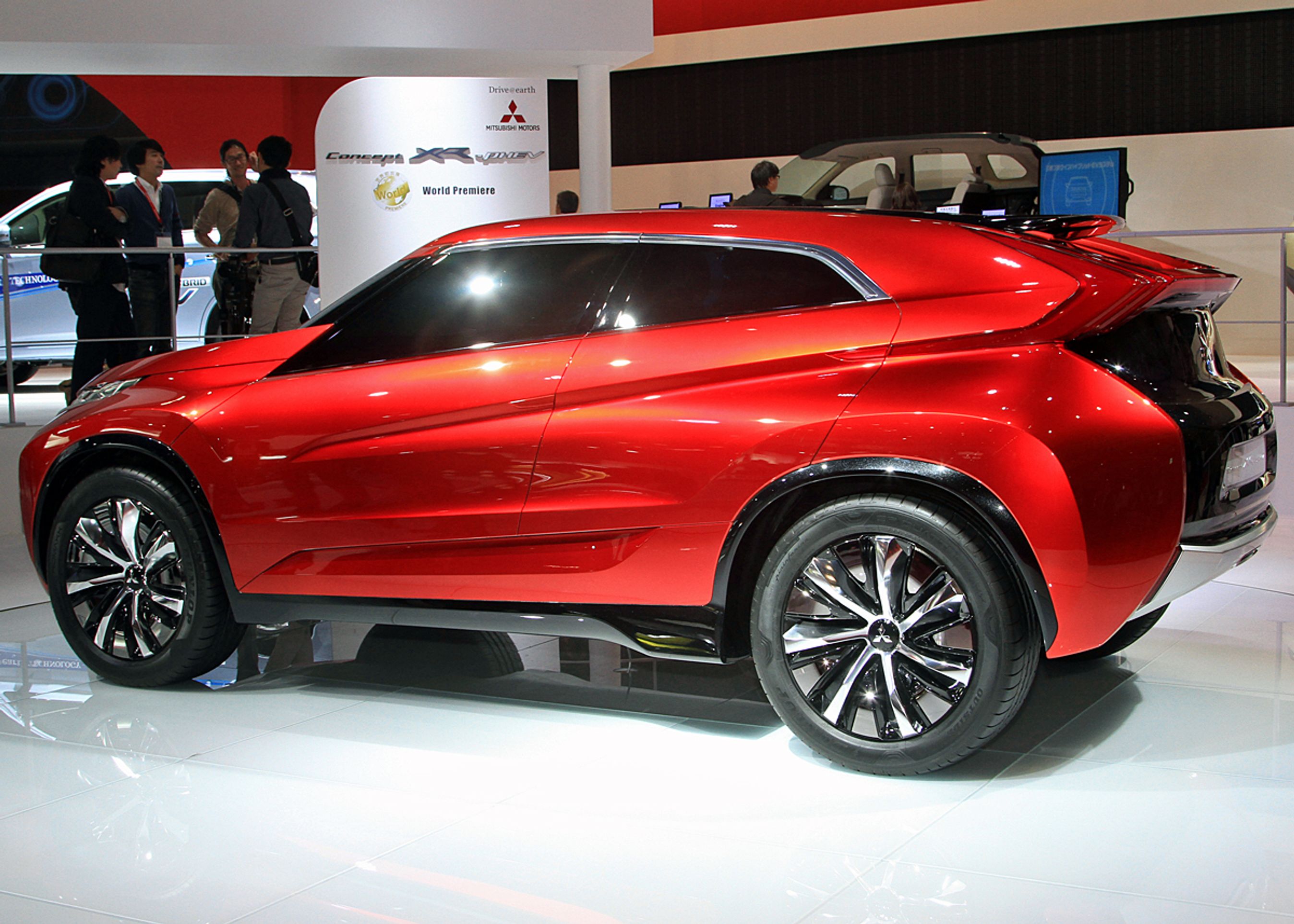 Mitsubishi XR er en spændende konceptbil, der viser ny stil på den næste ASX og ny teknik, da bilen er en opladningshybrid.