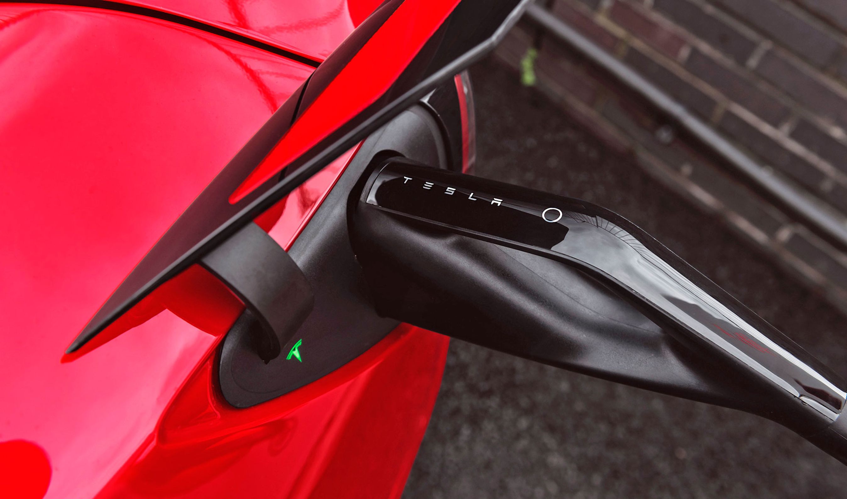 Tesla-ejere får snart flere Superchargers.