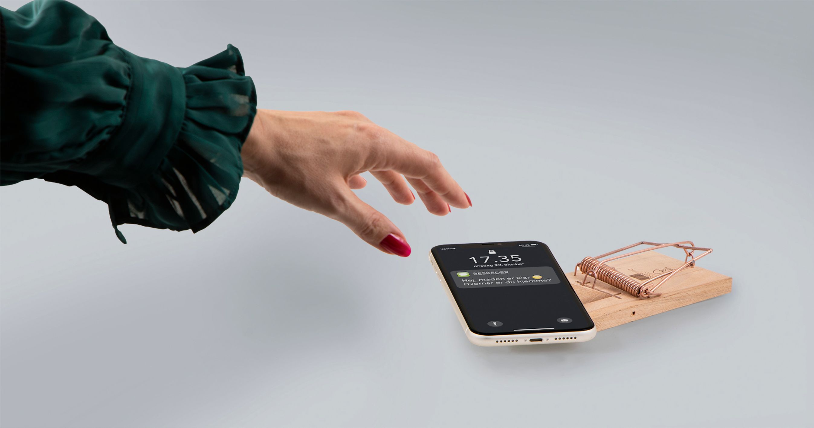 Fingrene væk! Mobilen er en farlig fristelse