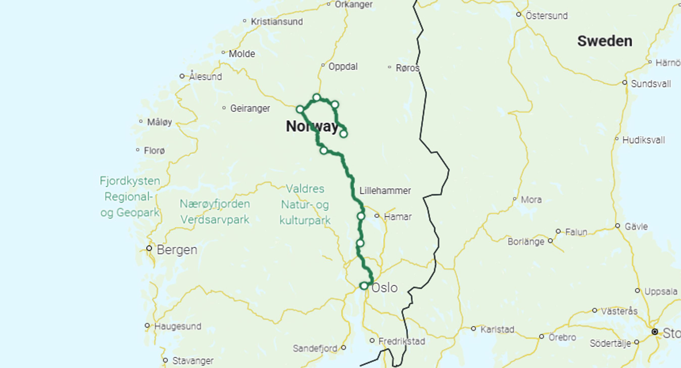 Kort over Norge, hvor en rute er tegnet ind fra Oslo og nordpå.