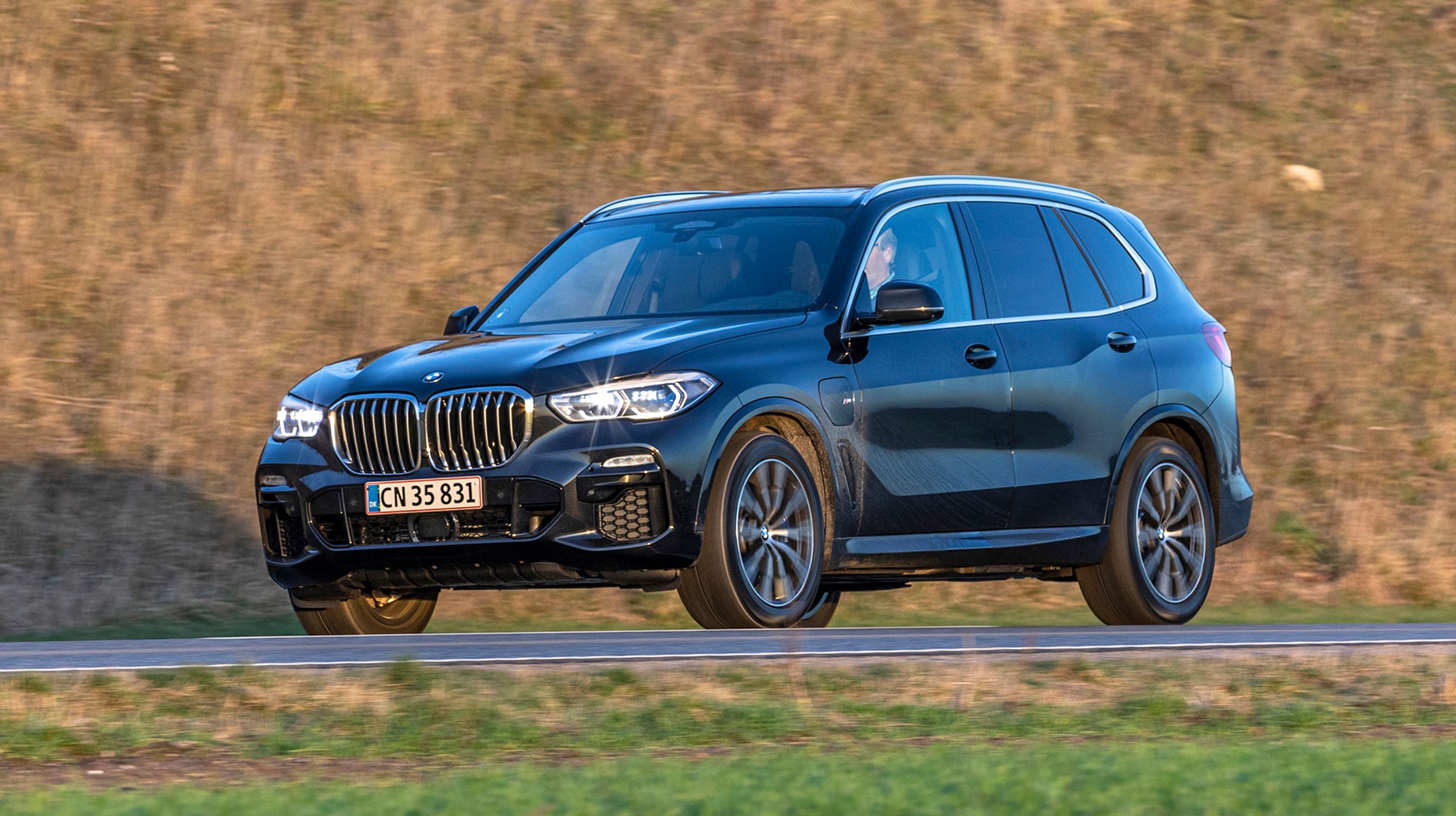 BMW X5 plugin-hybrid set forfra