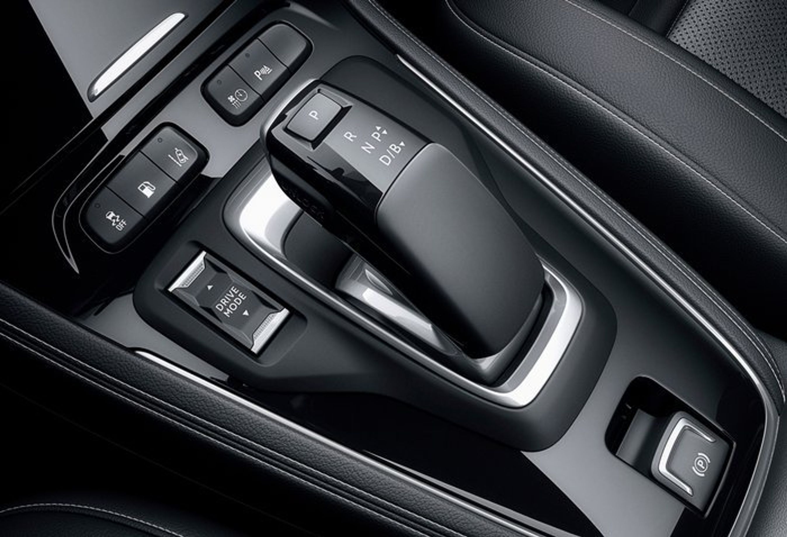 Gearvælgeren kendes fra mange andre udgaver af modeller fra Opel og mere udpræget Peugeot. Gearvælgeren er helt elektronisk og går selv i ’P’, når motoren slukkes.