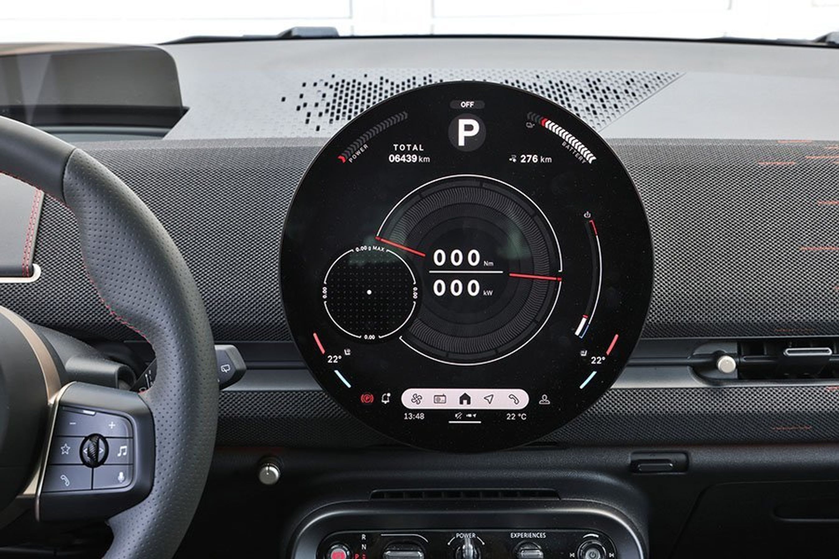 Stor skærm i en Mini Aceman