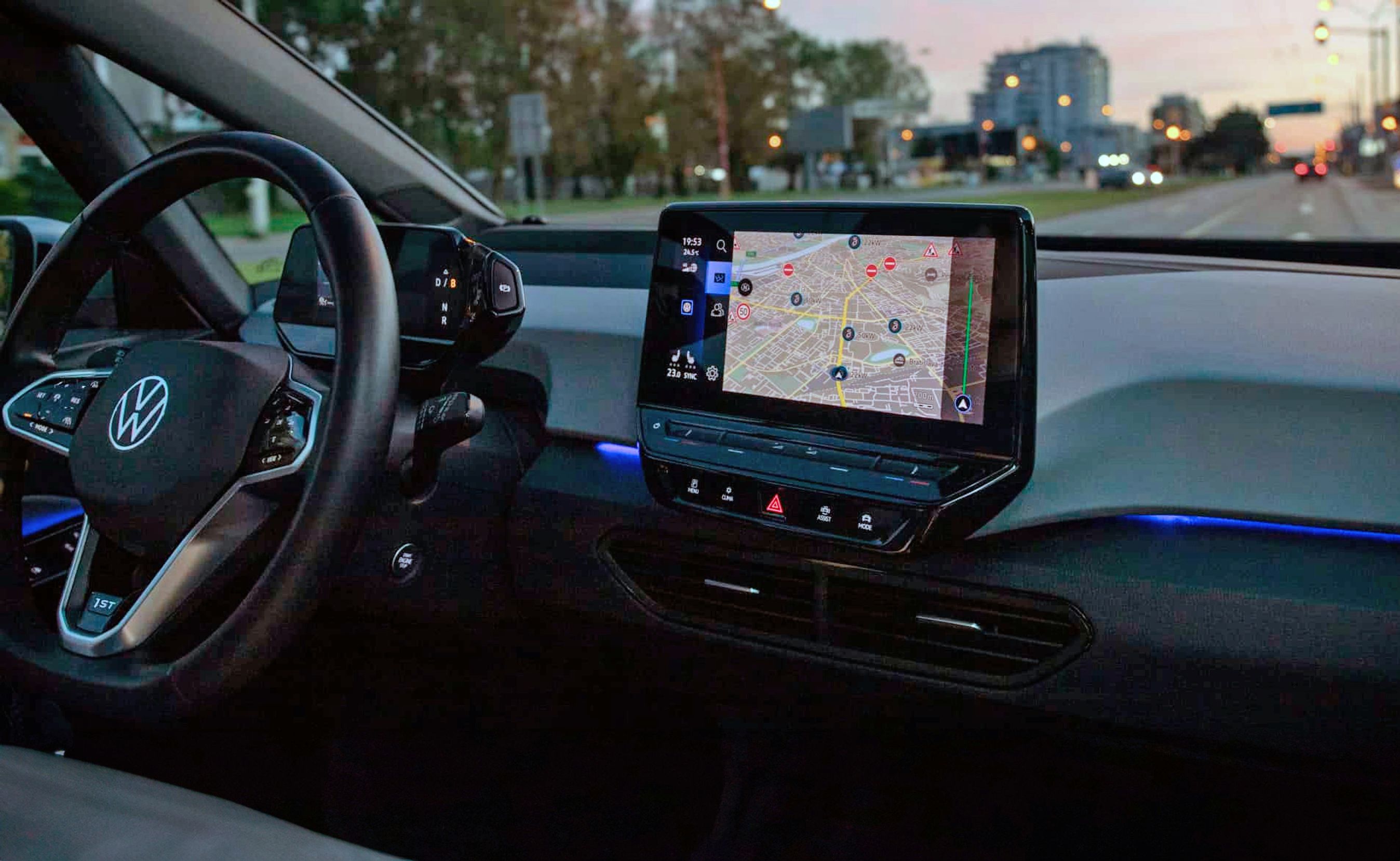 Førerplads i VW-model.