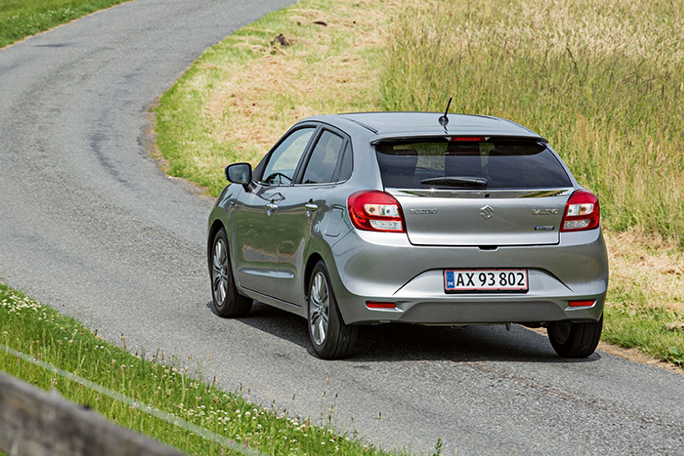 Suzuki Baleno set bagfra