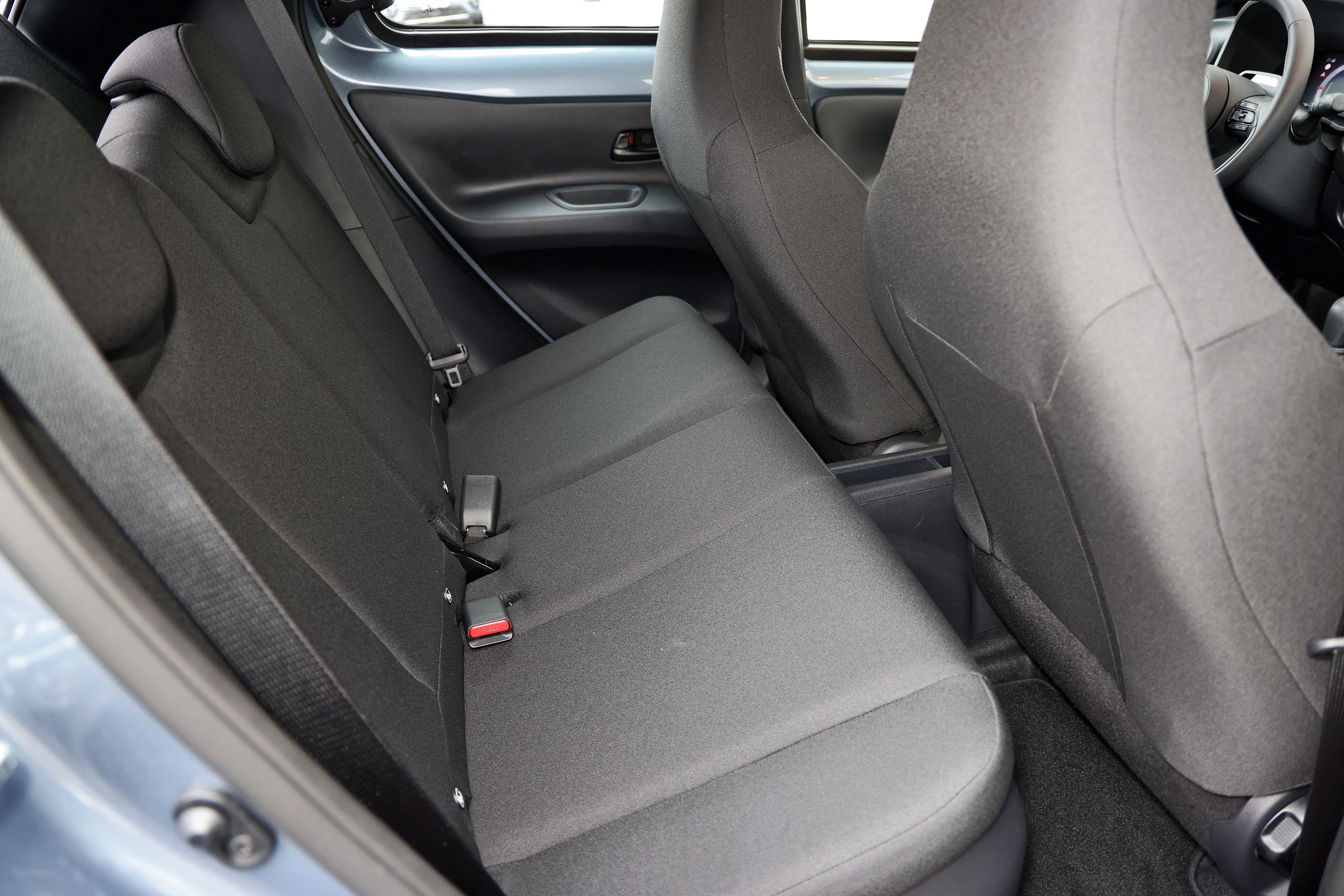 Bagsæder i en Toyota Aygo X