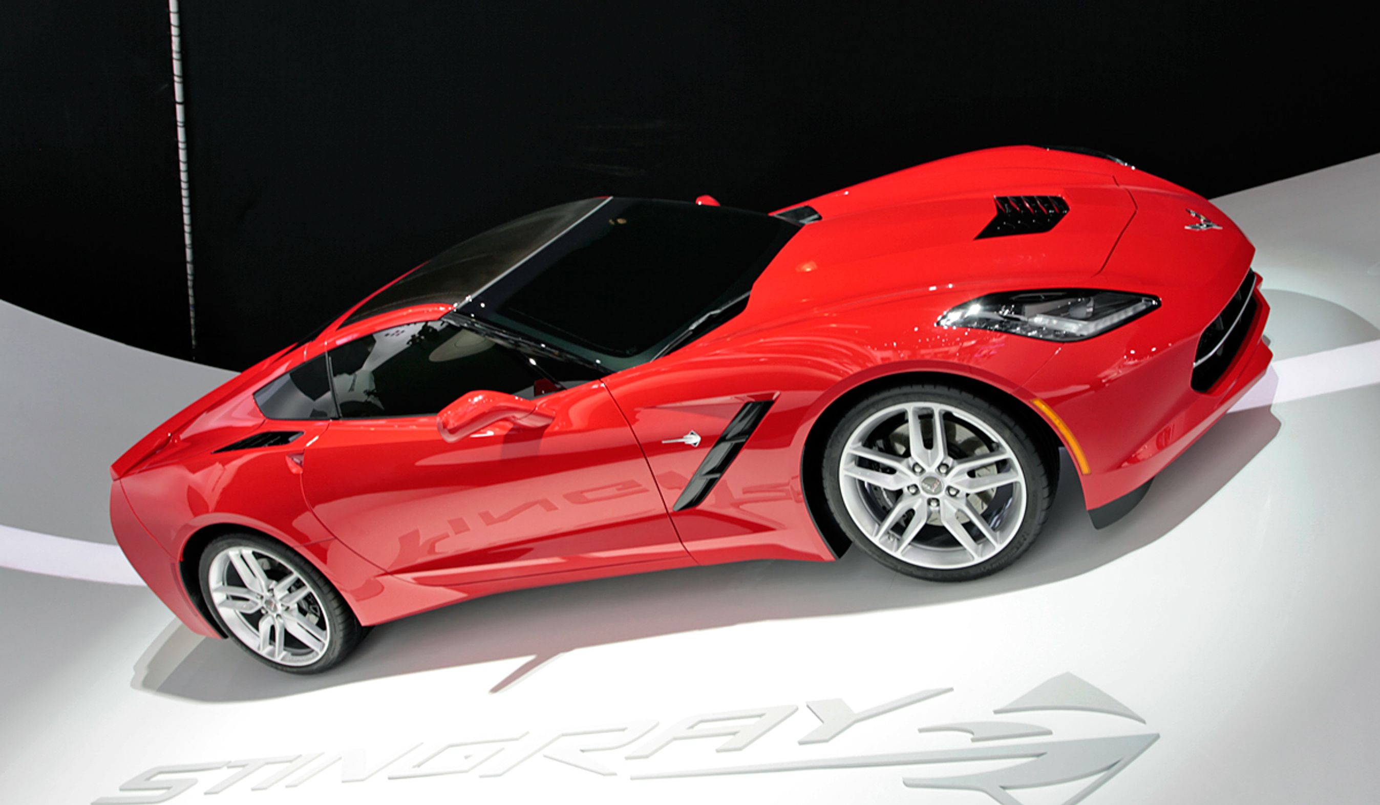 Syvende generation Corvette gør sin entré på bilshowet i Detroit.