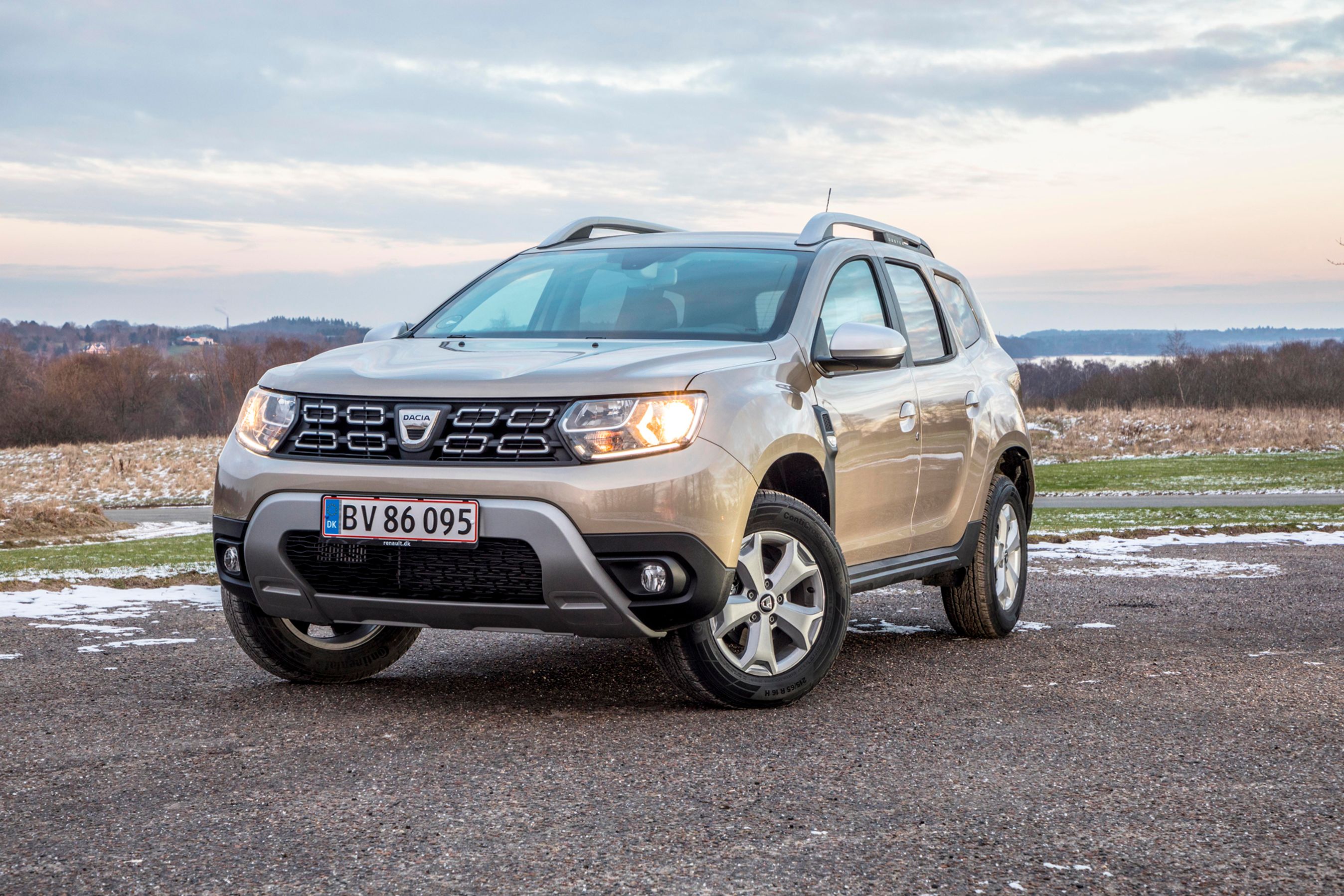 Dacia Duster set forfra