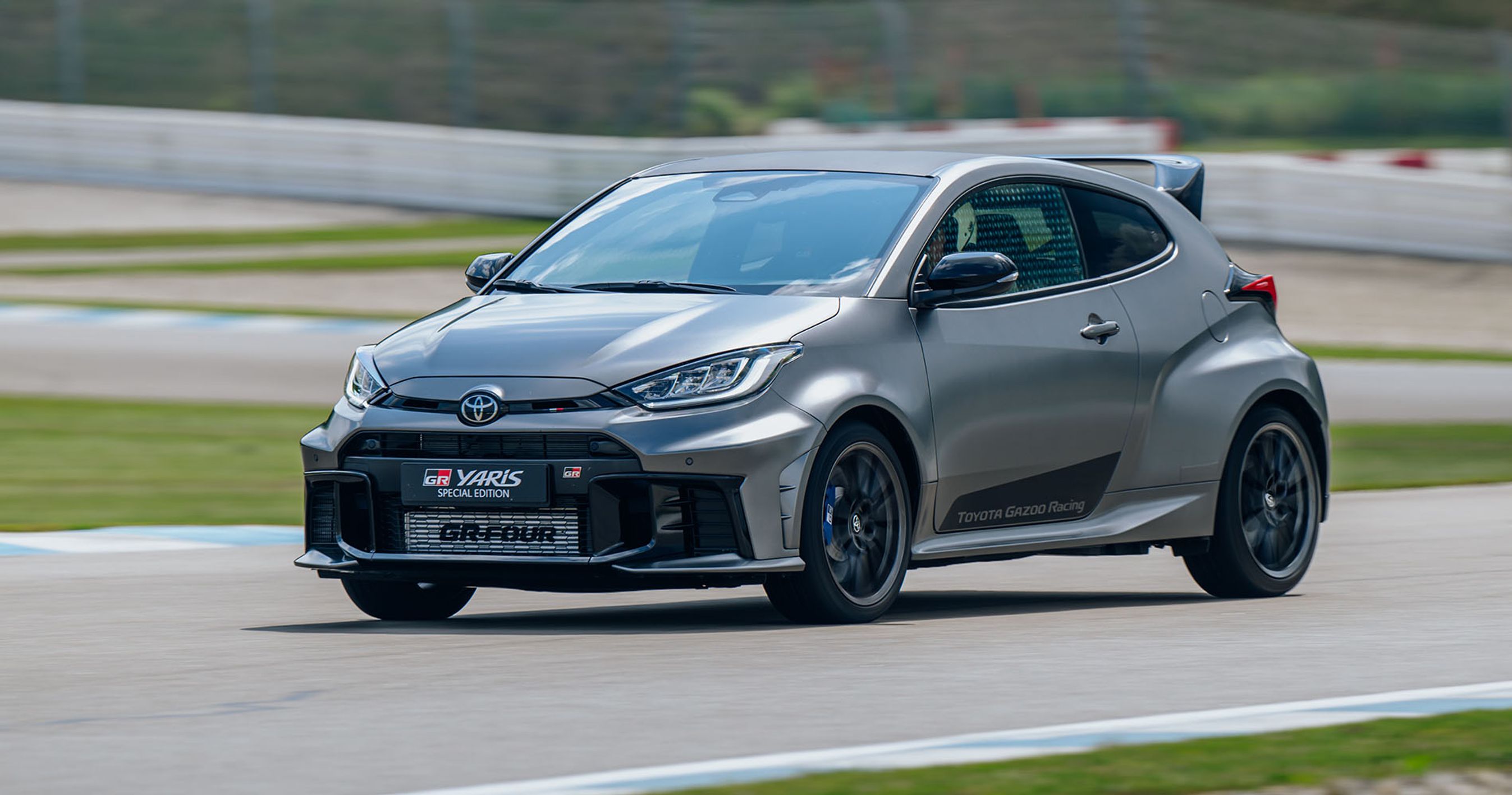 Toyota GR Yaris kører på bane