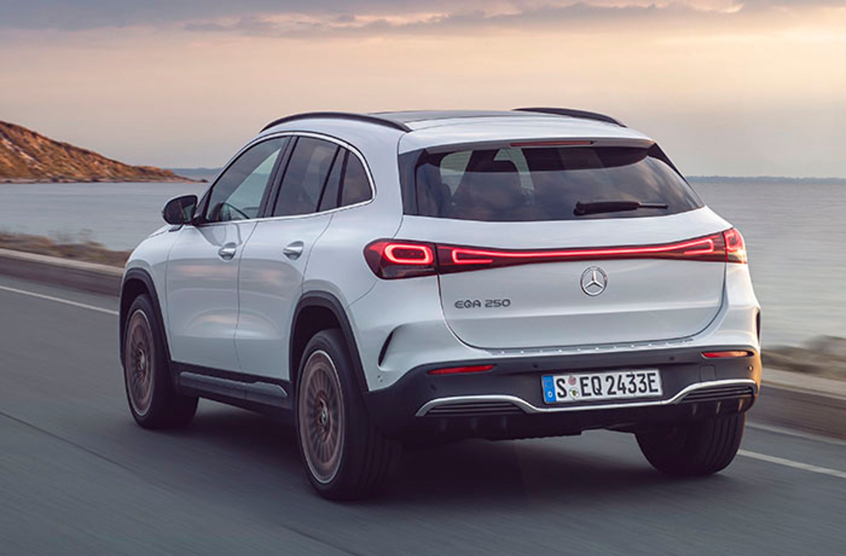 Mercedes-Benz EQA set bagfra