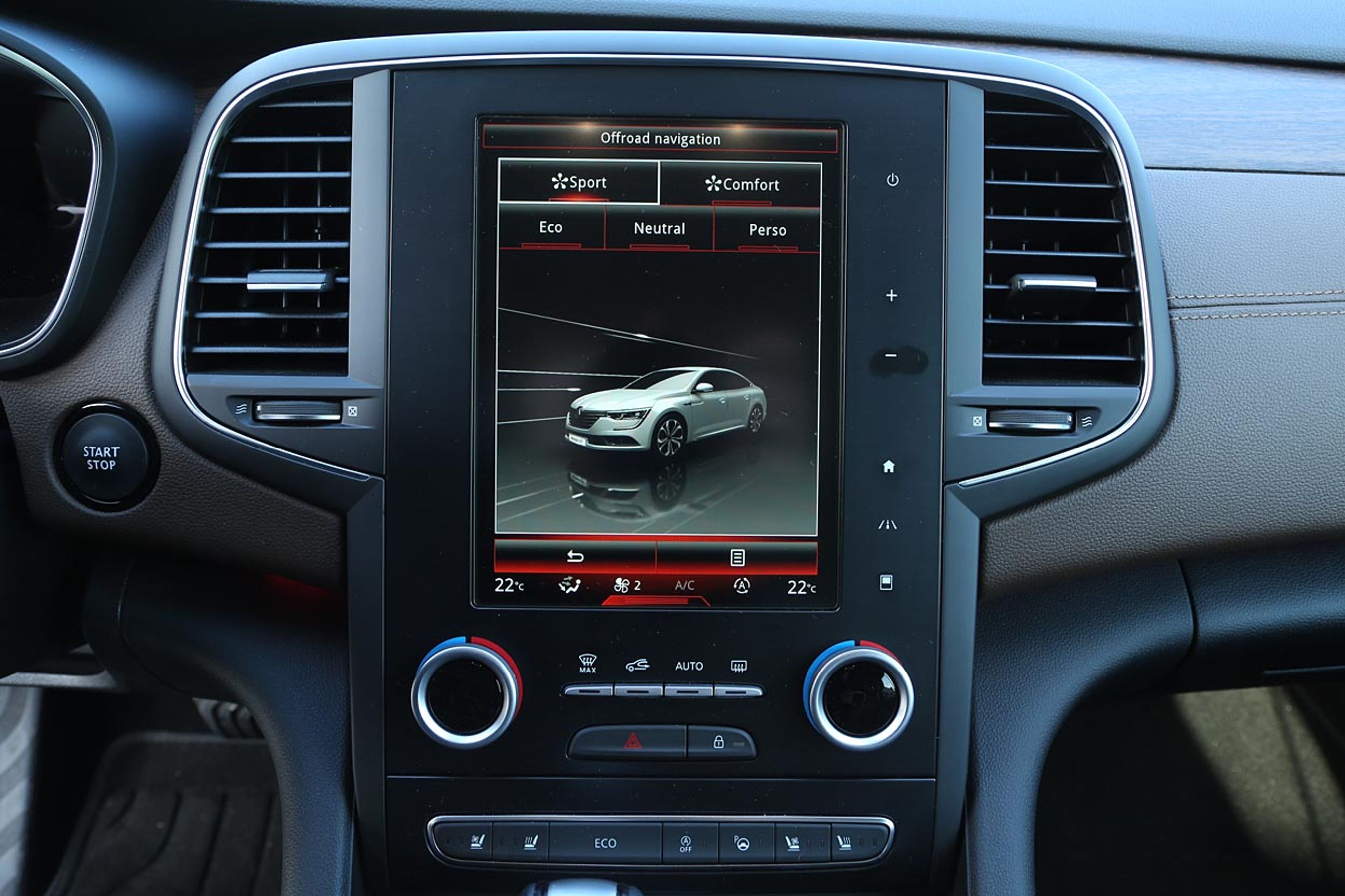 Multi-Sense, der tillader dig at tilpasse affjedring, styretøj, gearkasse, motorydelse, motorlyd og kabinebelysning, er standard på topmodellen. Tilkøber du 4Control-pakken, får du også firehjulsstyring. Her vil du sætte pris på muligheden for at lave helt egen opsætning af bilen.