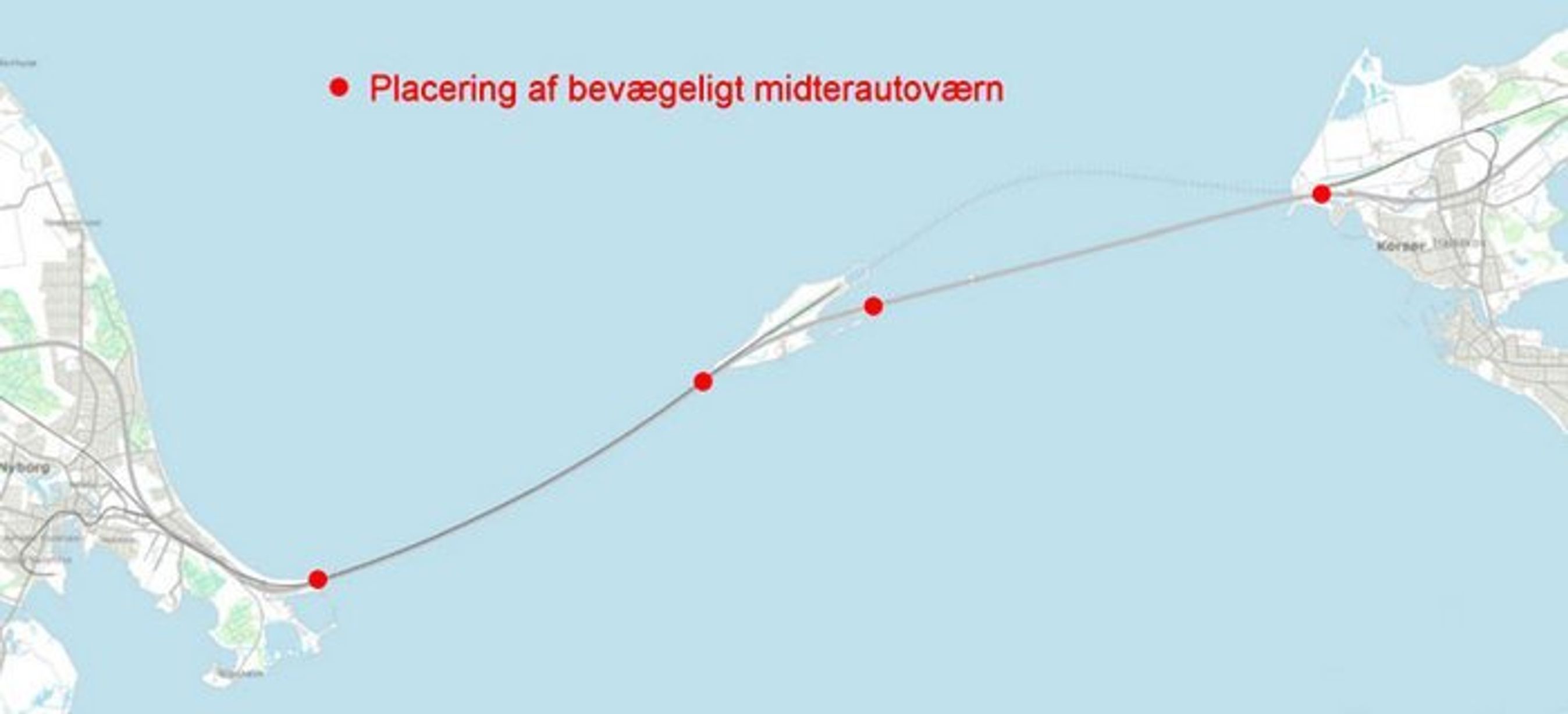Fire steder kan motorvejstrafikken fra 2021 ledes over i modsat retning. De flytbare midterautoværn kommer op ved enderne af hver bro. Dermed kan trafikken flyttes på enten højbroen eller lavbroen. I princippet kan det også lade sig gøre hen over Sprogø, hvis det er der, proppen er.