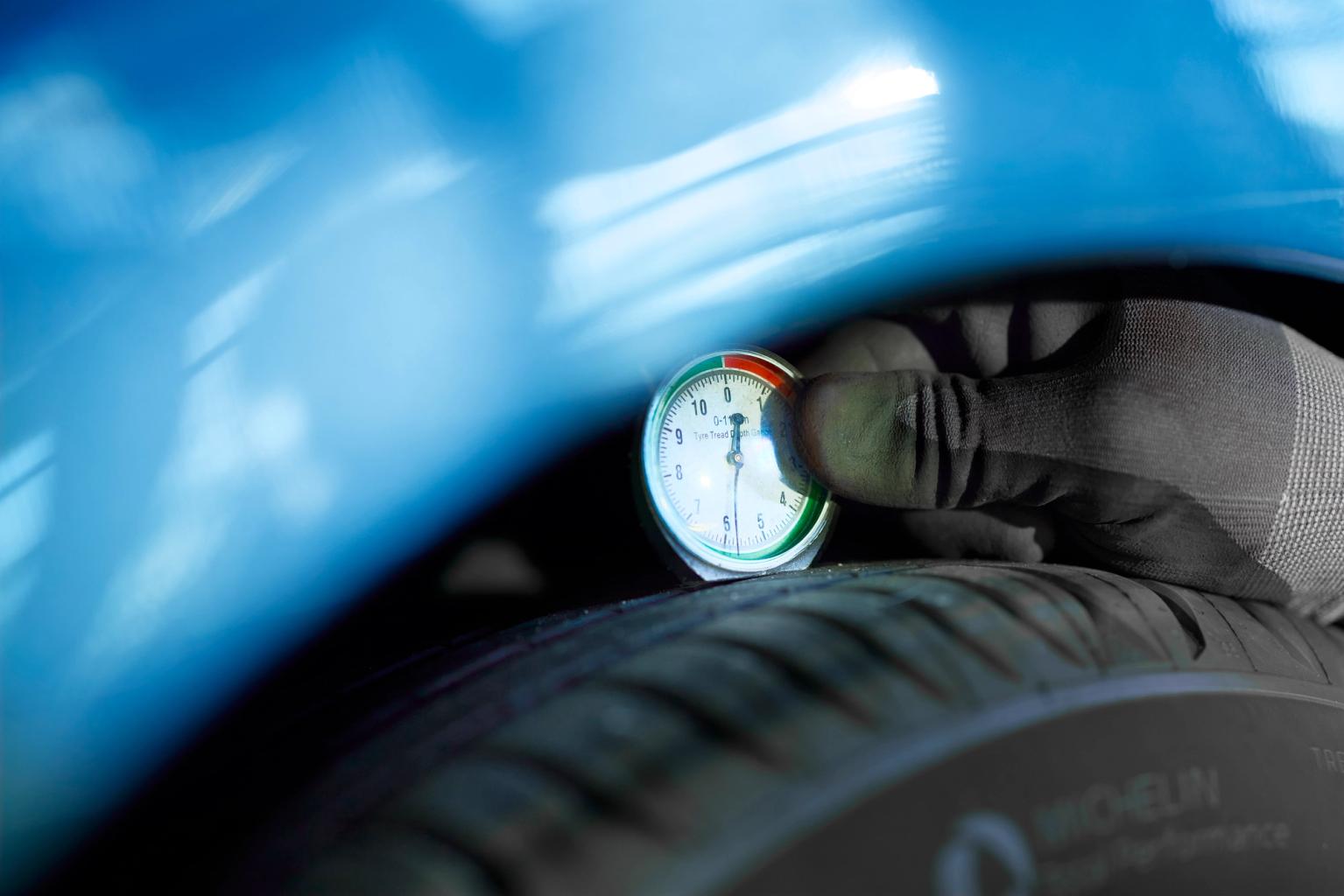 Tjek af mønster på dæk