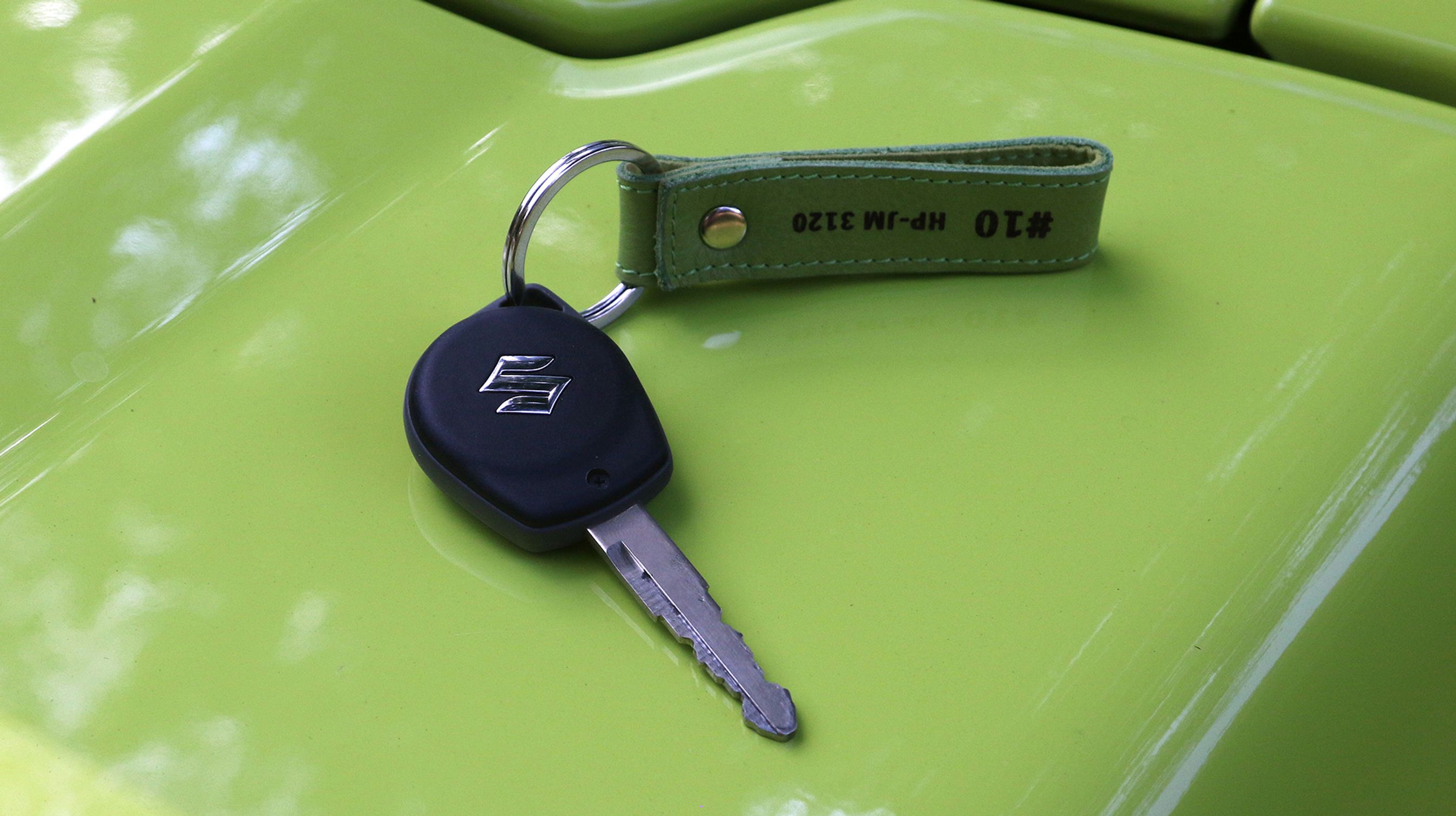 Nøglen er ikke nogen pryd. Men der er dog indbygget fjernbetjening.