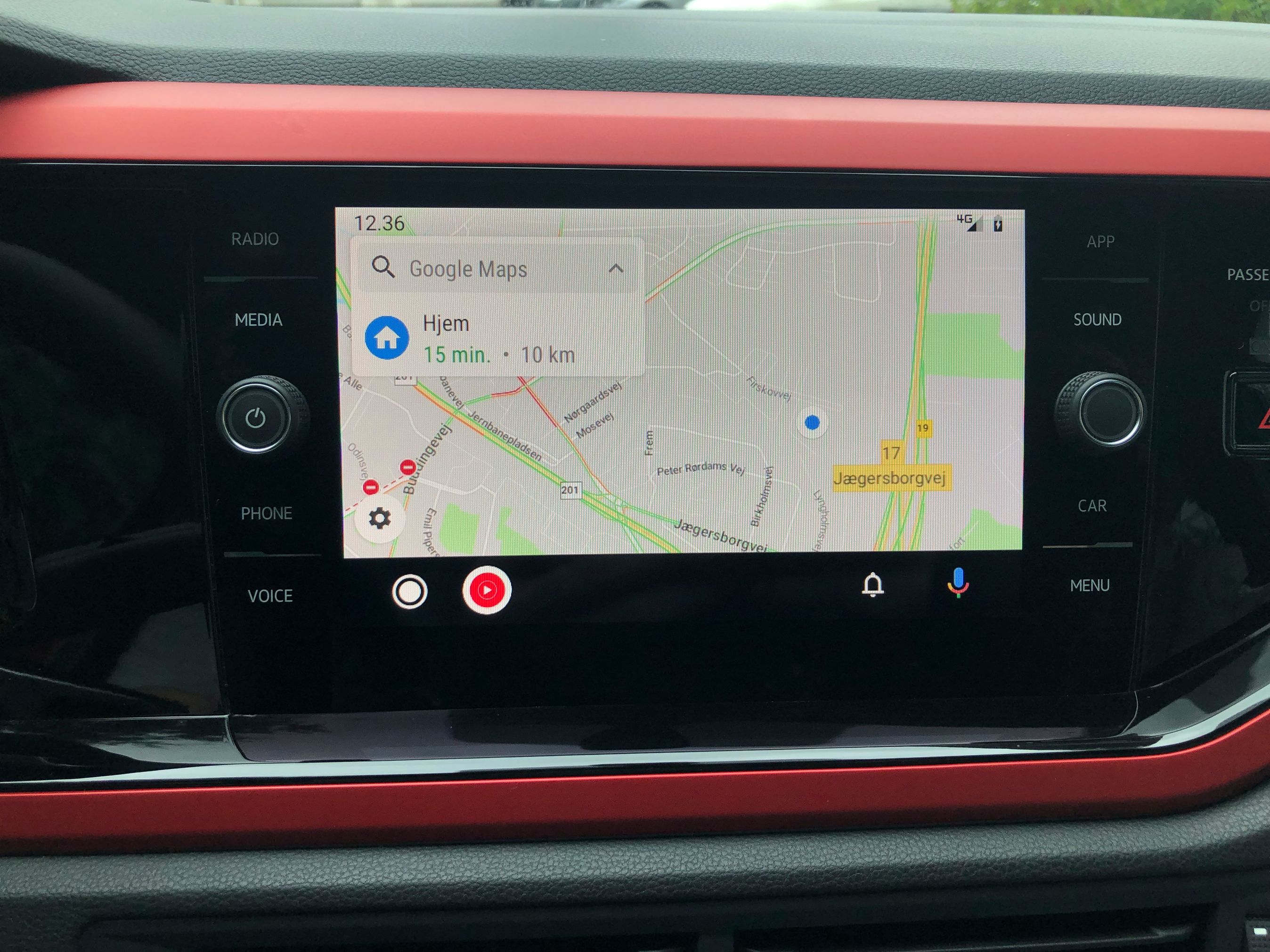 Hjemmeskærmen viser din foretrukne navigations app
