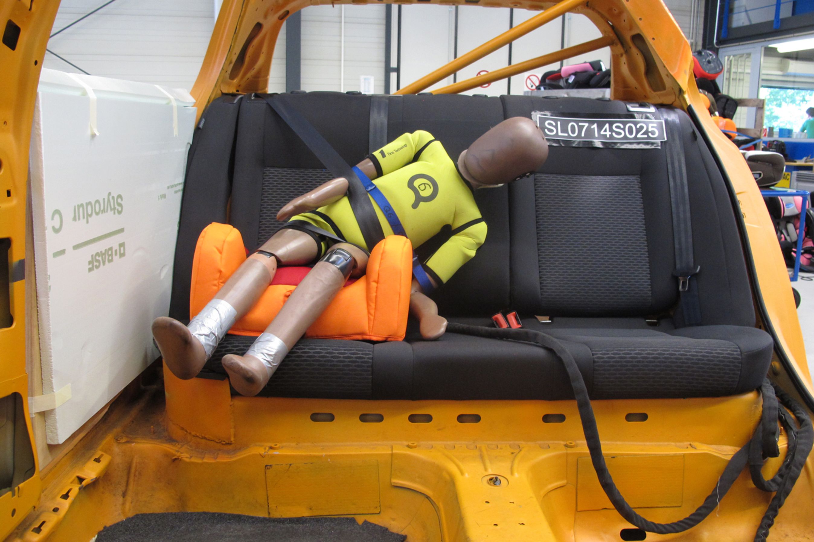 Lavpris-autostole dumper på stribe i ny stor test af FDM