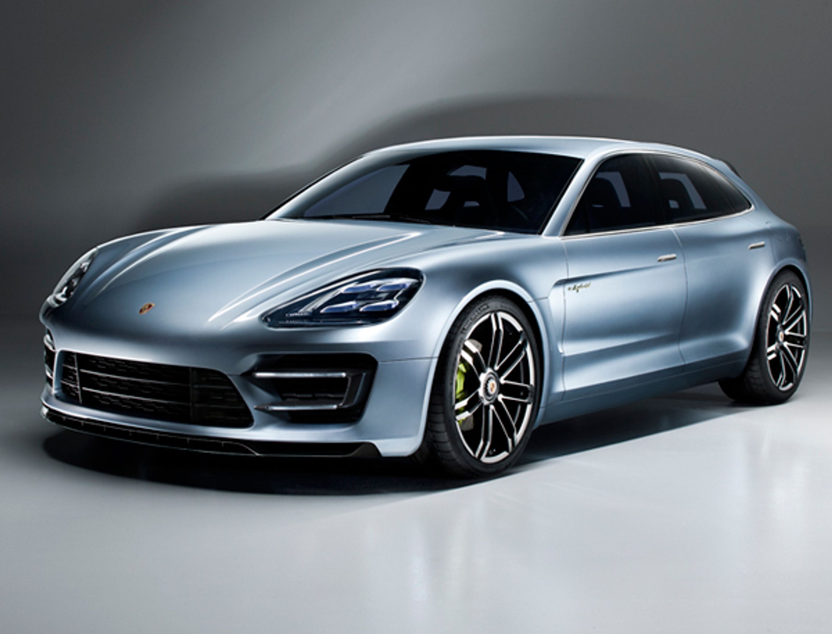 Porsche Panamera Sport Turismo har både en benzinmotor og en elmotor.