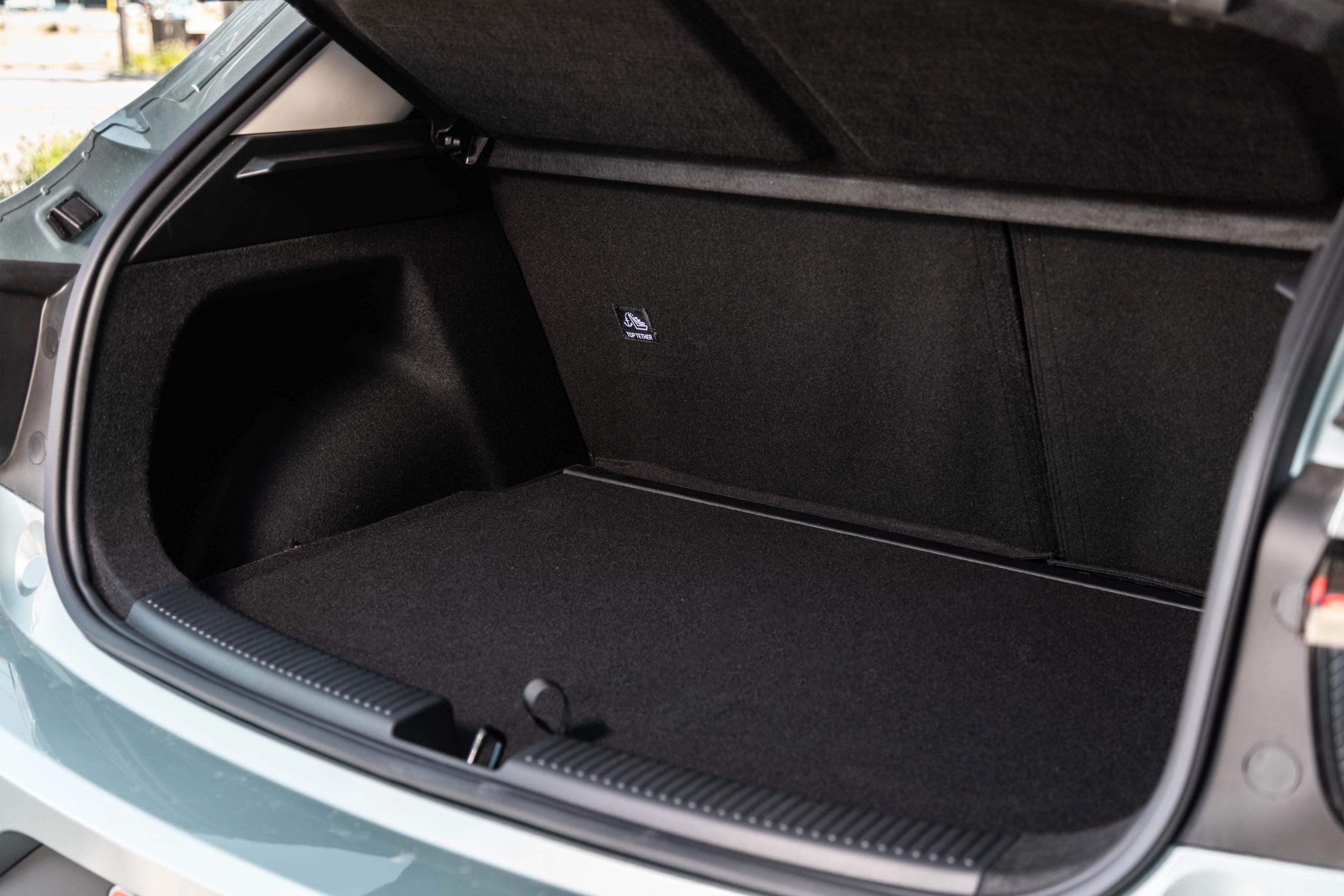 Bagagerum i en MG4 Urban