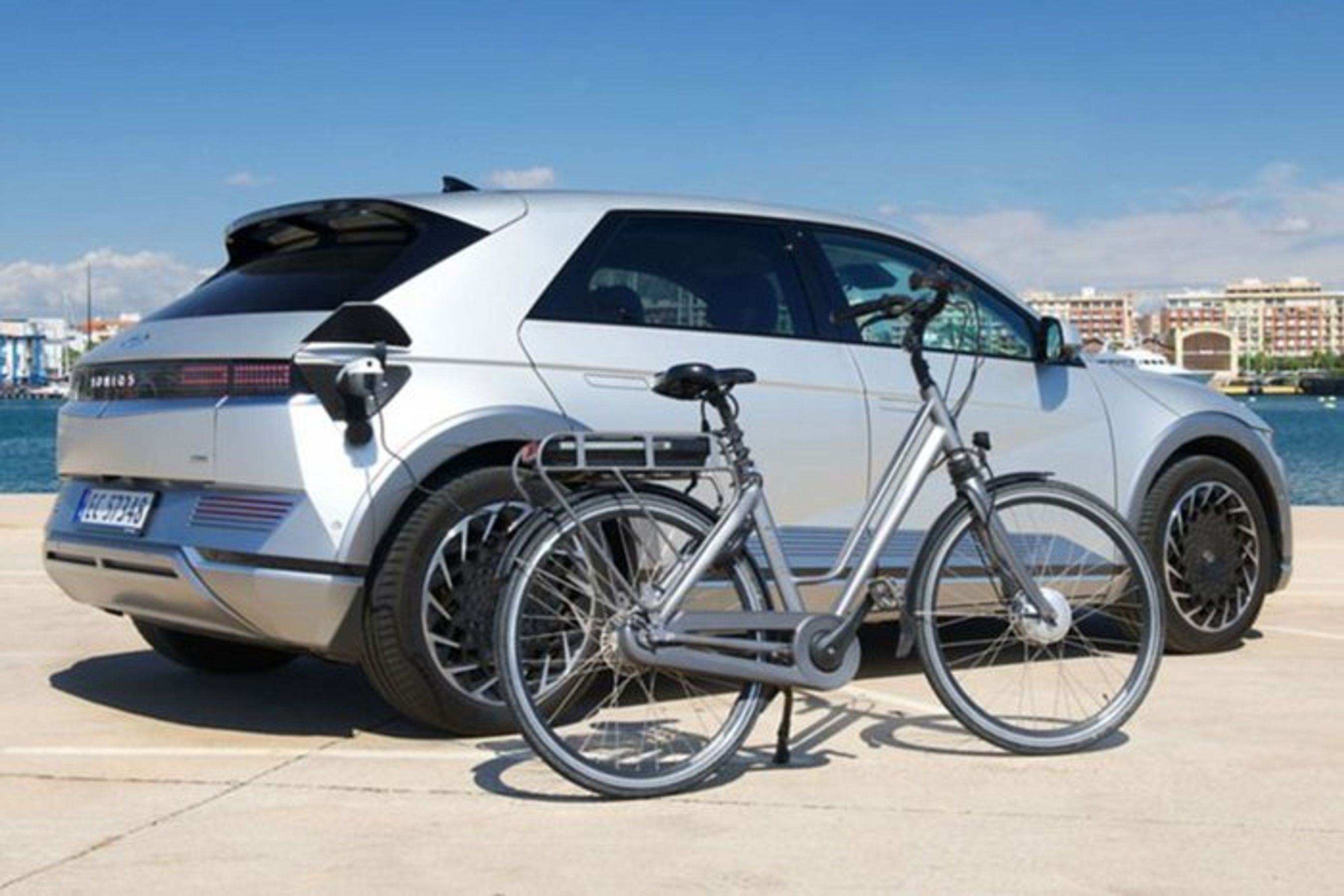 Hyundai Ioniq 5 ladestik til elcykel