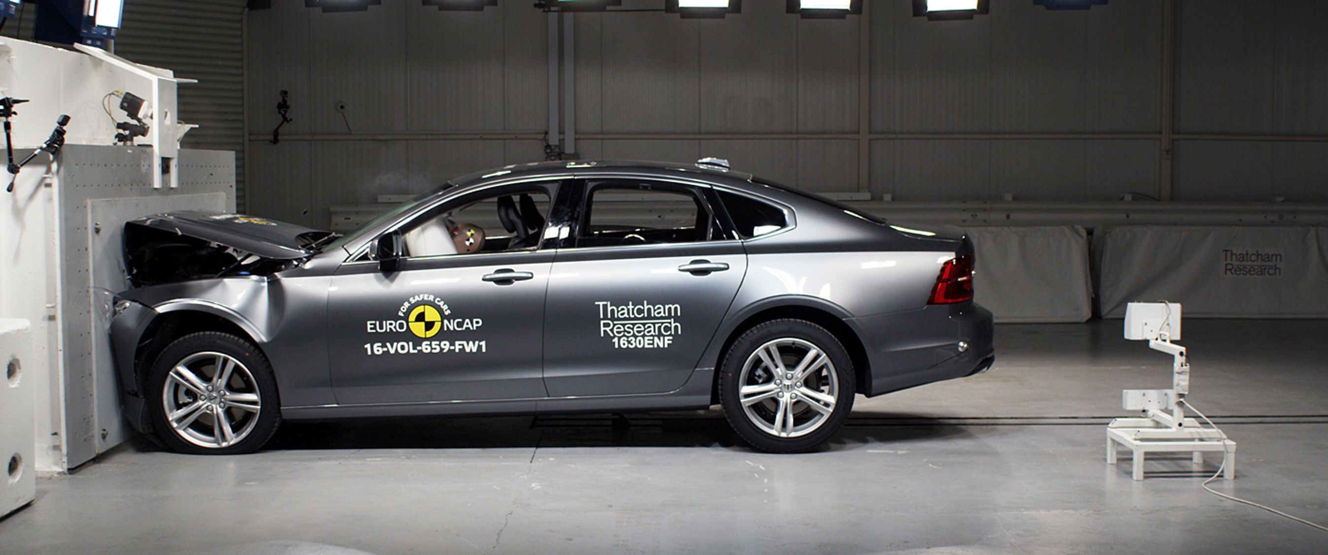 Der er helt som forventet de maksimale fem Euro NCAP-stjerner til både Volvo S90 og Volvo V90, i årets første Euro NCAP-test.