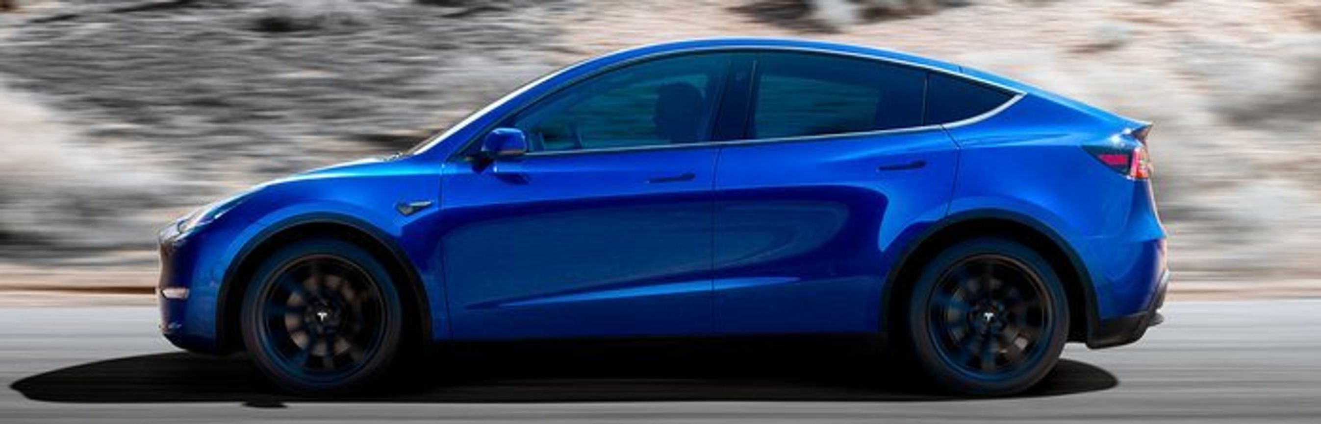 Tesla Model Y kan blive en populær bil. Men måske går der to år, før den er i Danmark.