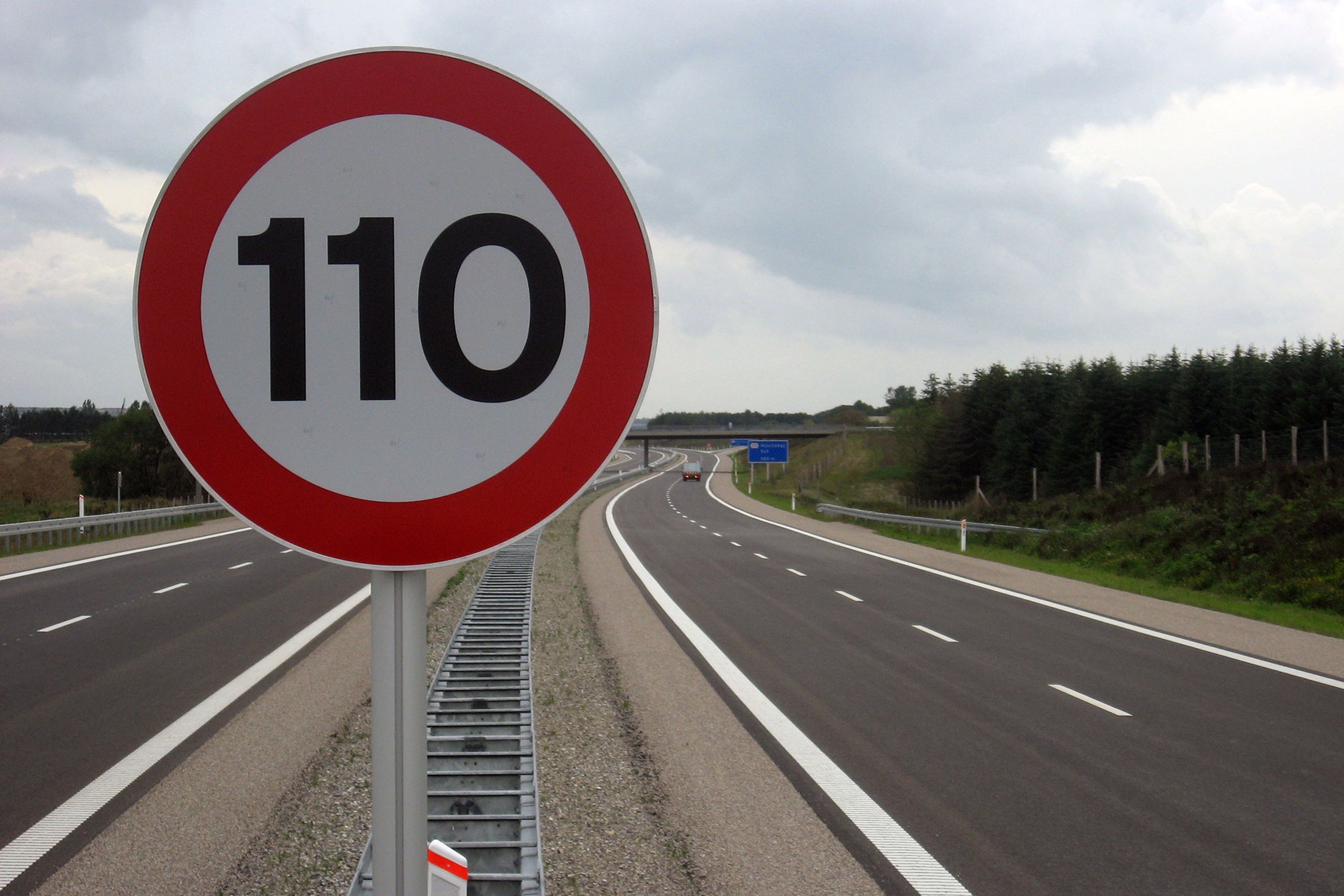 110 skiltene pilles i den kommende tid ned på 70 km motorvej.