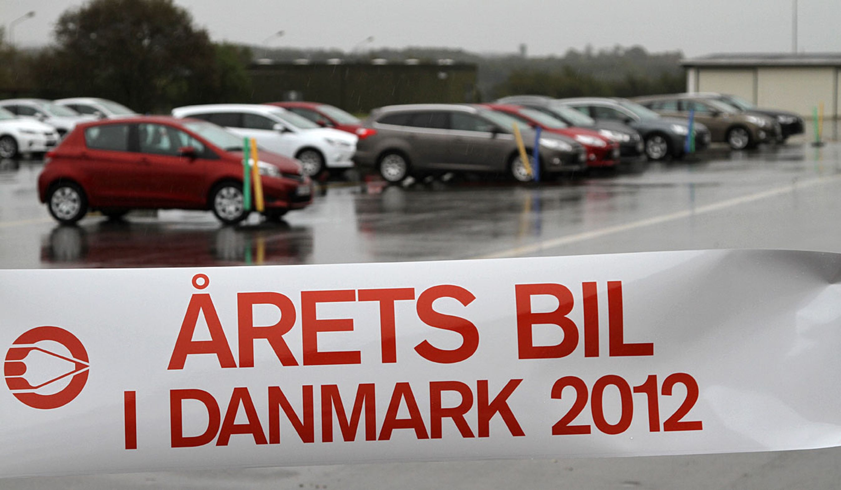 Dysten om at blive "årtes Bil i Danmark 2012" gik for alvor i gang mandag morgen 10. oktober.