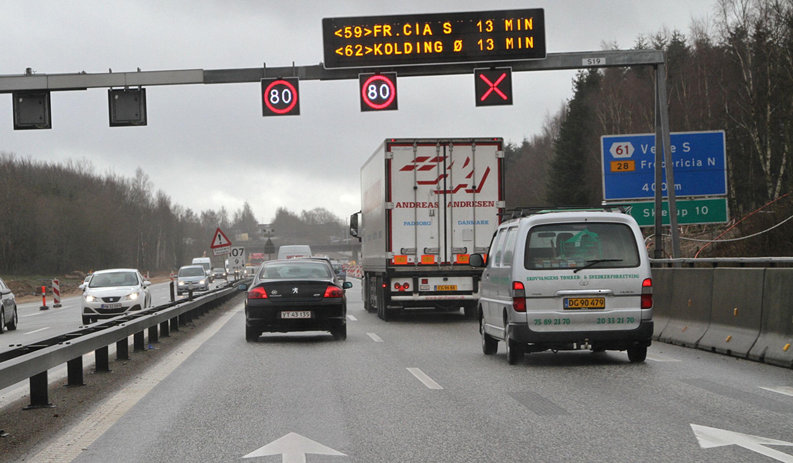 Vejarbejdet på E45 omkring Vejle Fjord ventes færdigt sidst i juni.