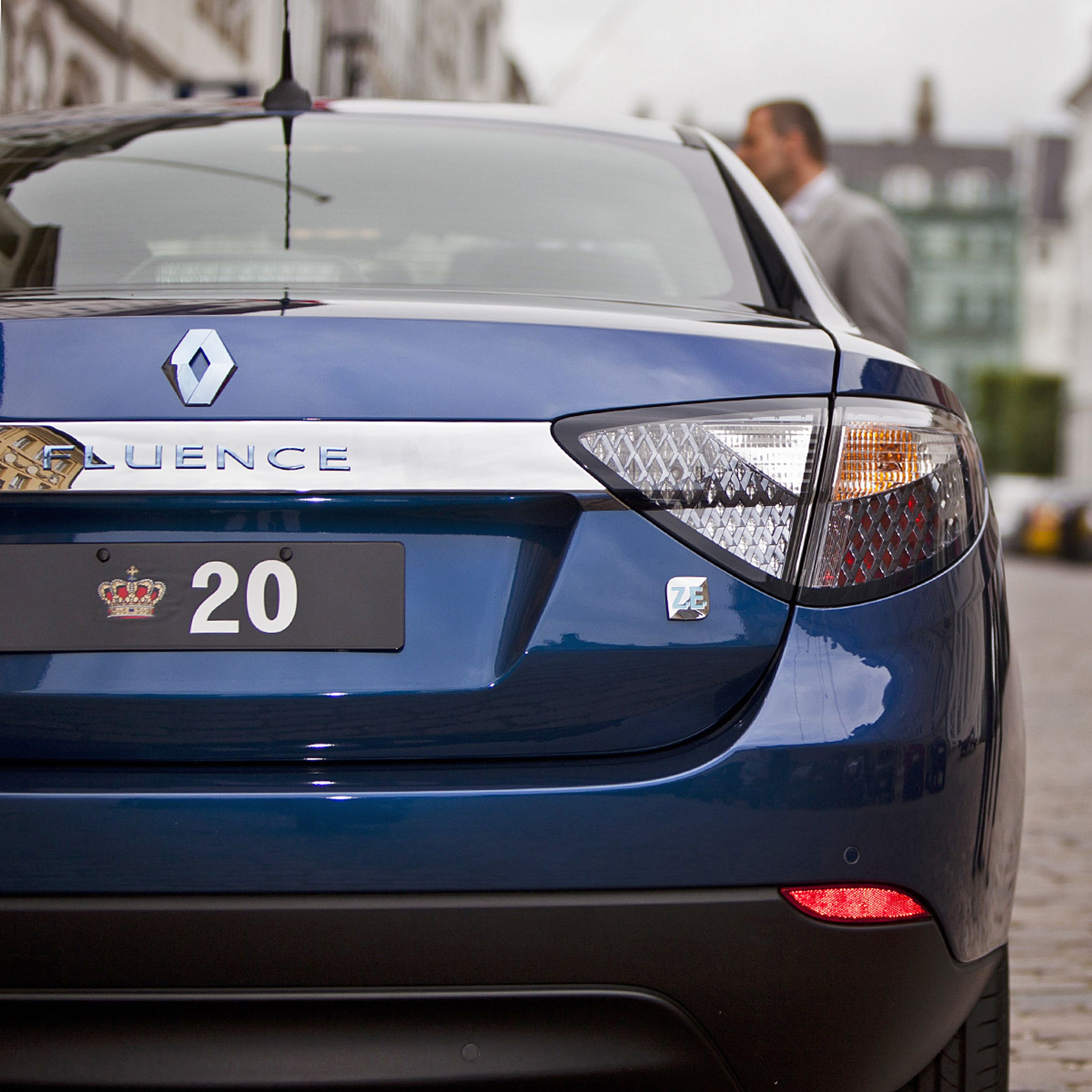 En af de mere prominente kunder til den nu "døde" Fluence Z.E. er kongehuset.