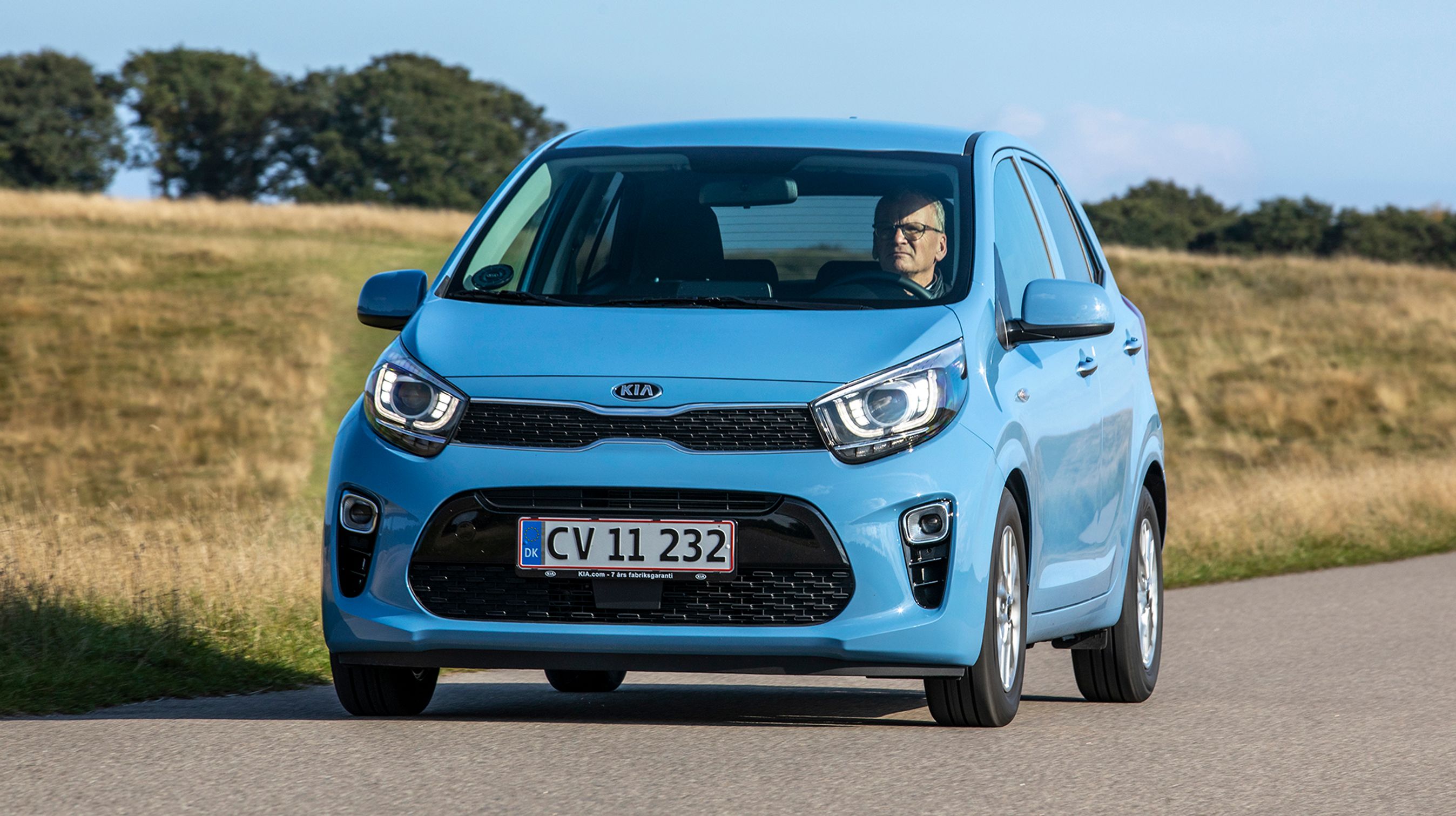 Upgrade-versionen af Picanto er den udstyrsvariant med bedste forhold mellem pris og udstyr. Du kan genkende den på LED-kørelys og udvendige kromhåndtag.