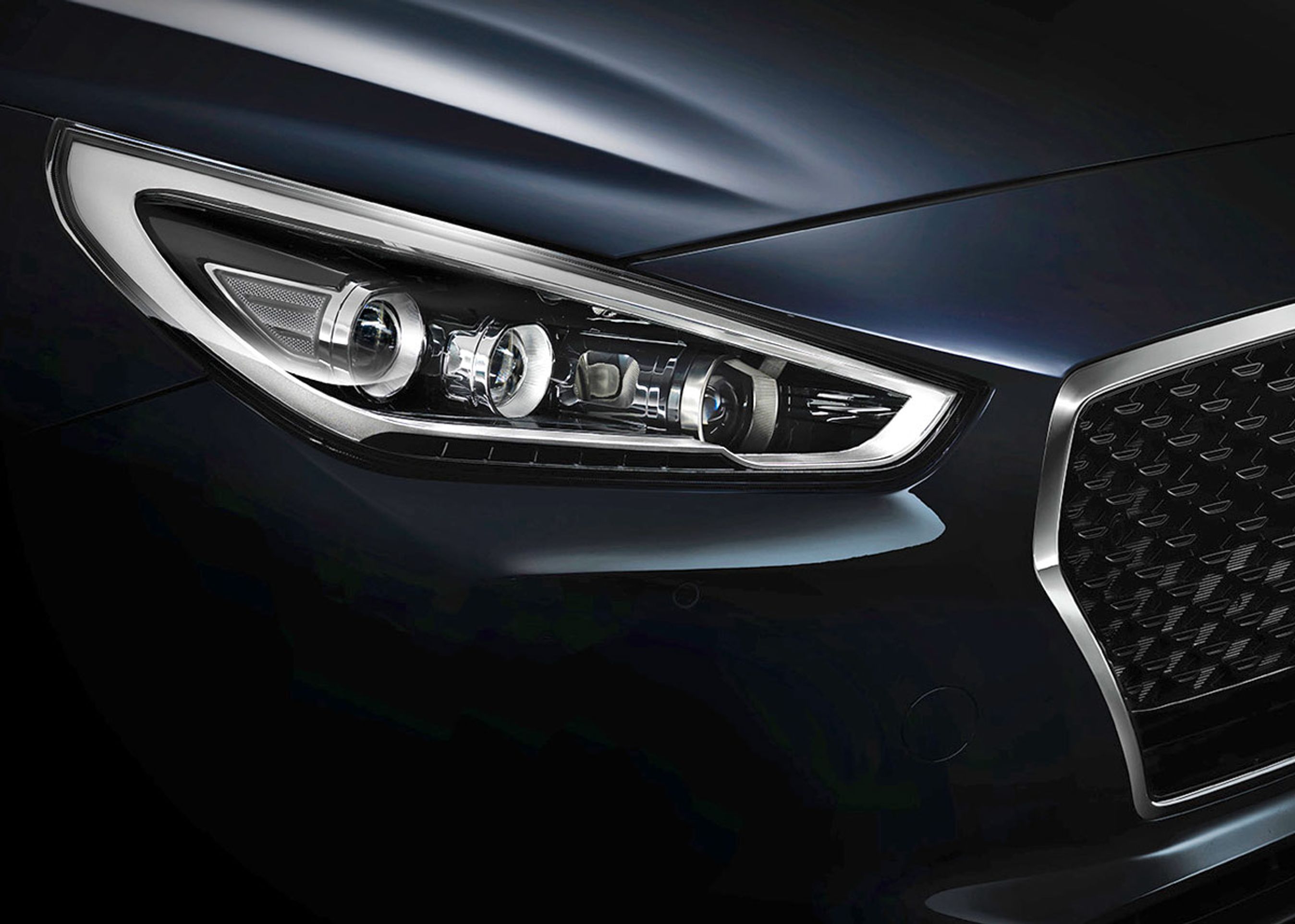 Alting er blevet skarpere på den nye i30, bl.a. rammen rundt om grill'en. Fotos: Hyundai