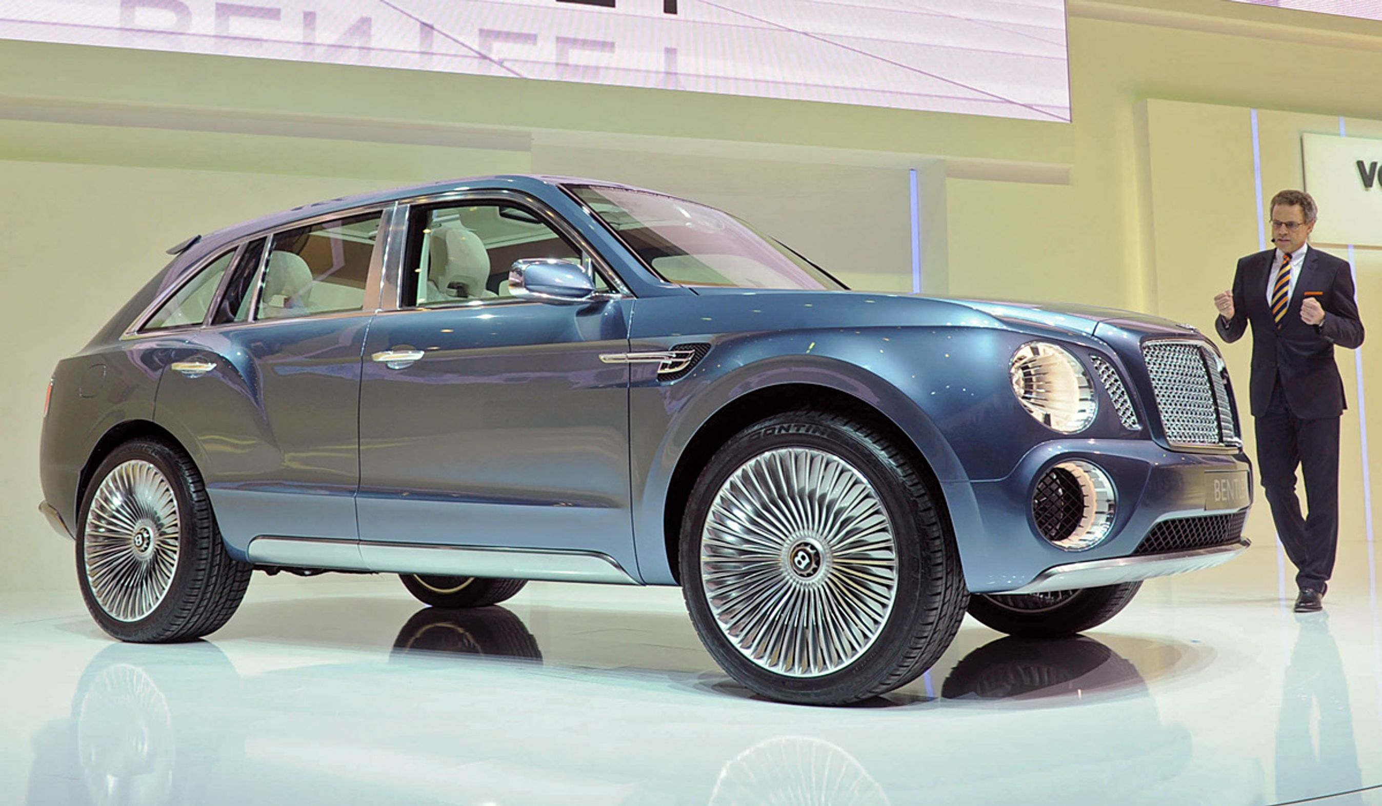 Bentley EXP 9 F-konceptbilen fra 2012 bliver til virkelighed i 2016. Hvor meget designet ændres, er uvist.