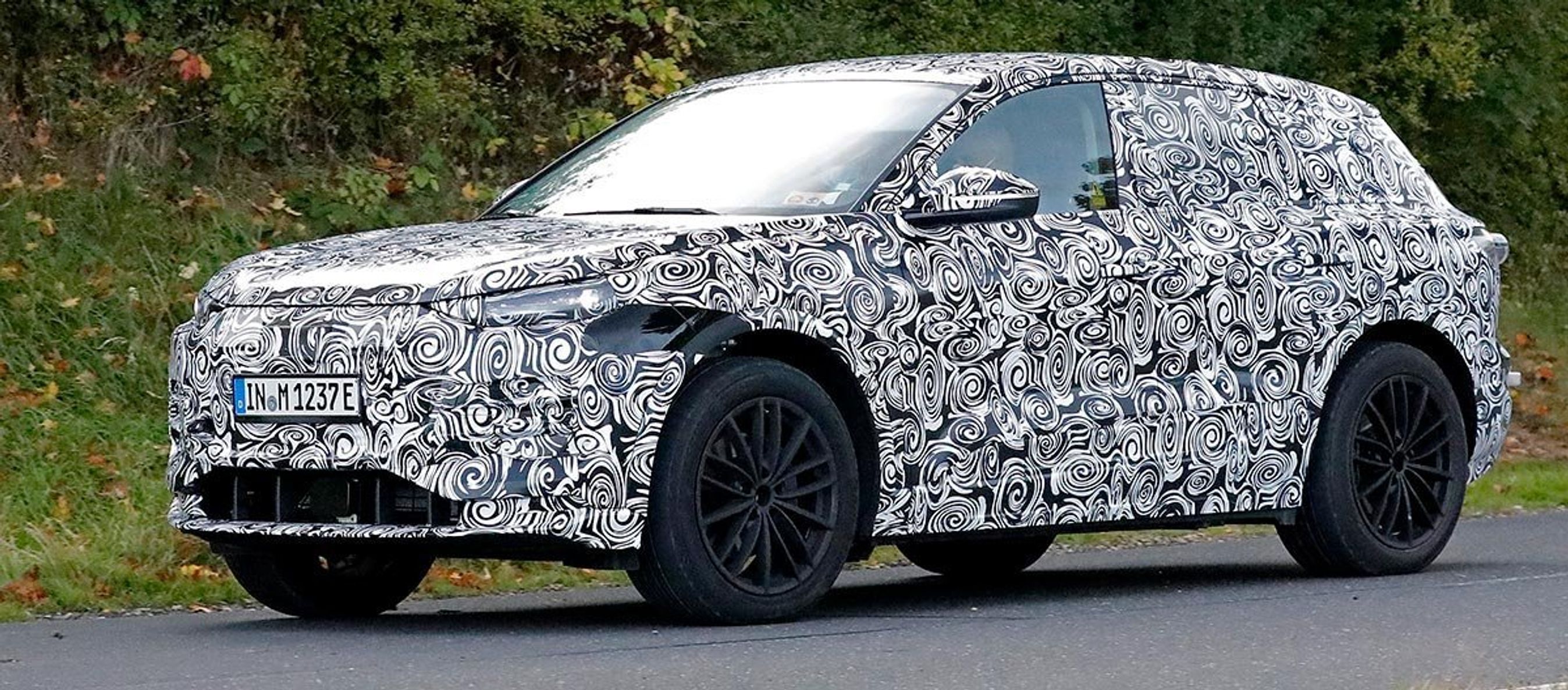 Audi Q6 E-tron bliver den første elbil fra Audi med en ny platform. Lancering formentlig primo 2023. 