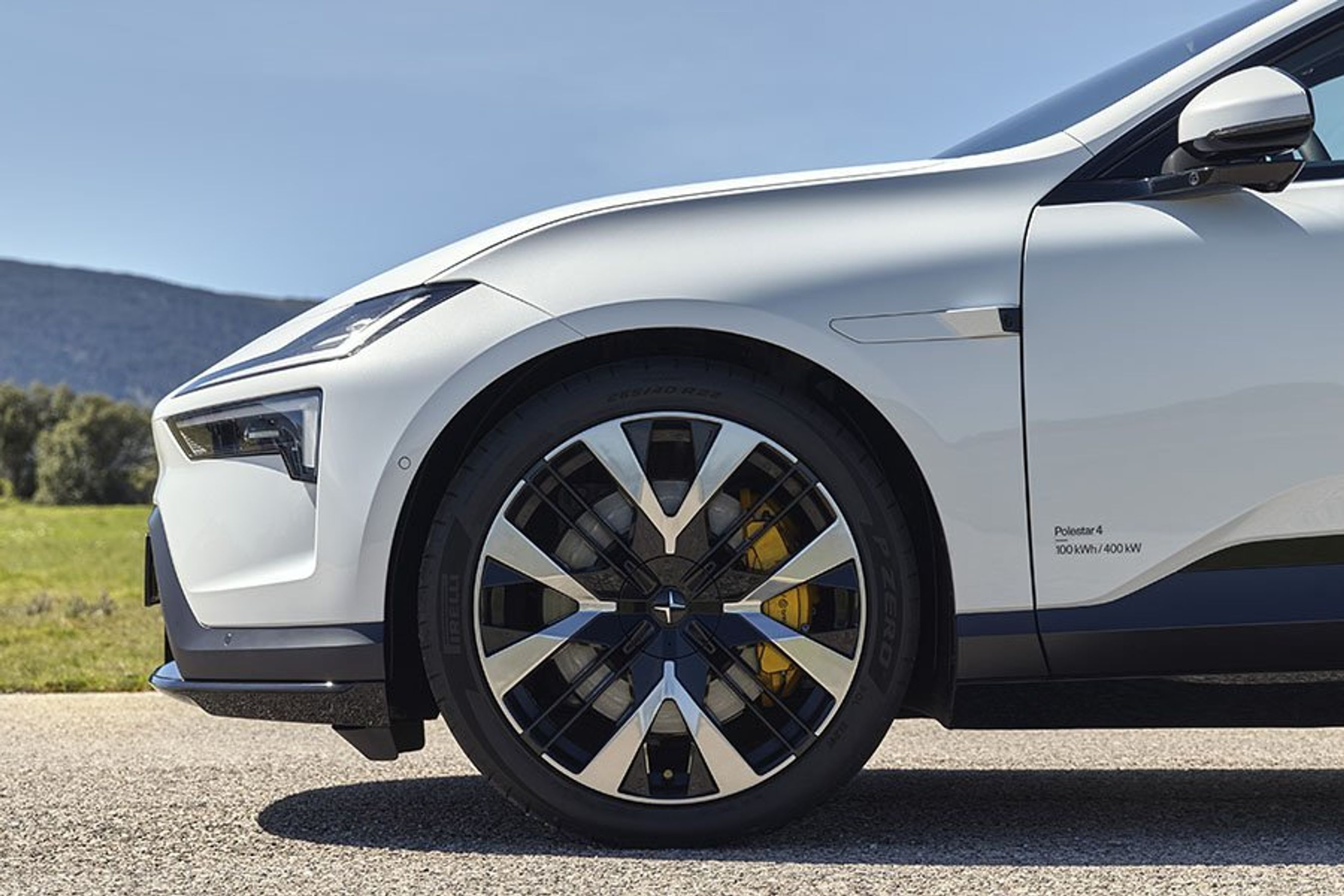 Forhjul på Polestar 4