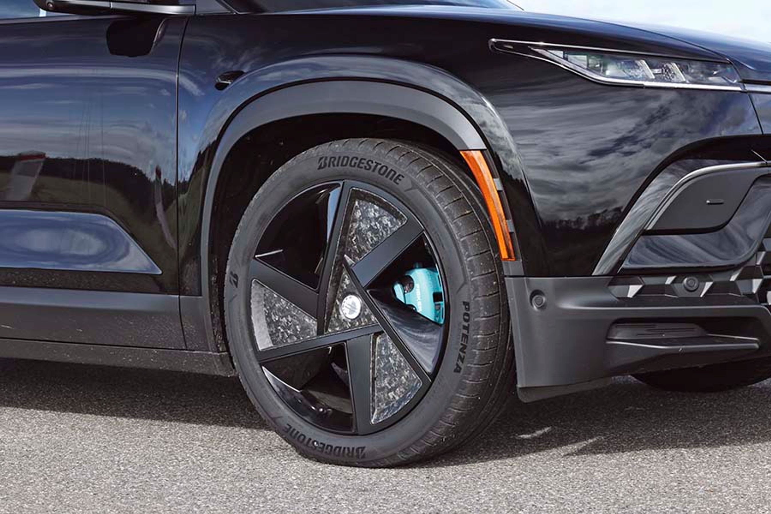 Ocean har 20-tommerhjul som standard og 22 tommer (billedet) som ekstraudstyr.