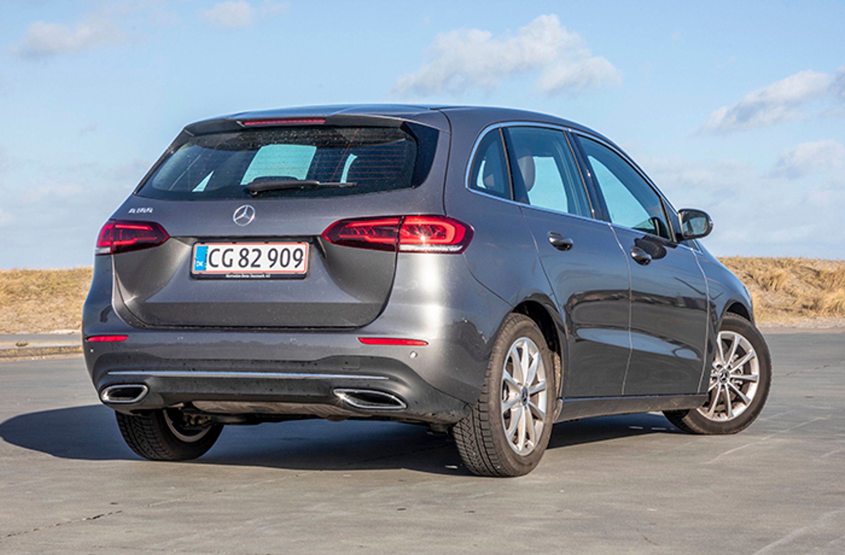 Mercedes-Benz B-Klasse set bagfra