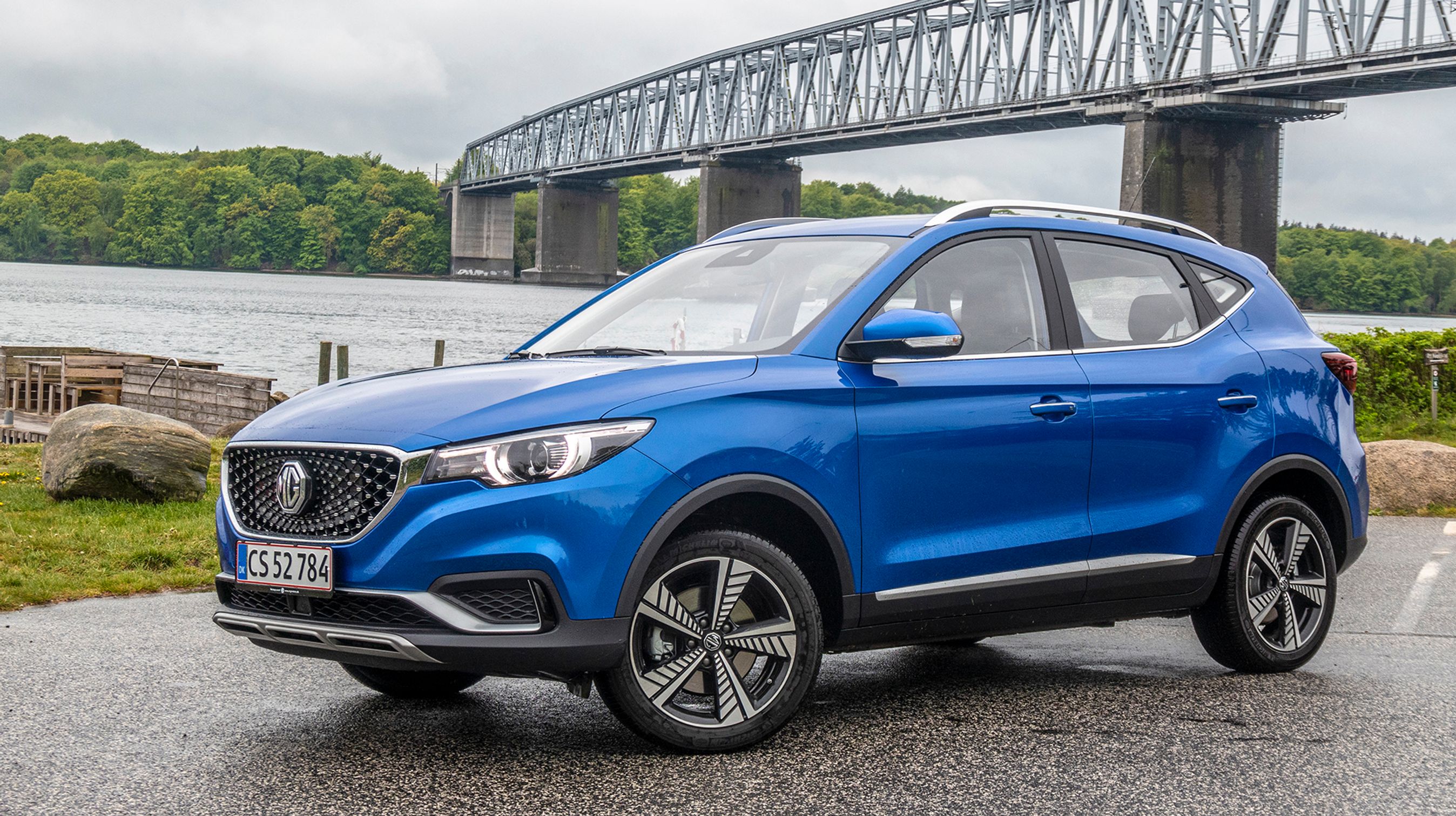 MG ZS er en nydelig, lille SUV som i størrelse ligger mellem Nissan Juke og Nissan Qashqai. 