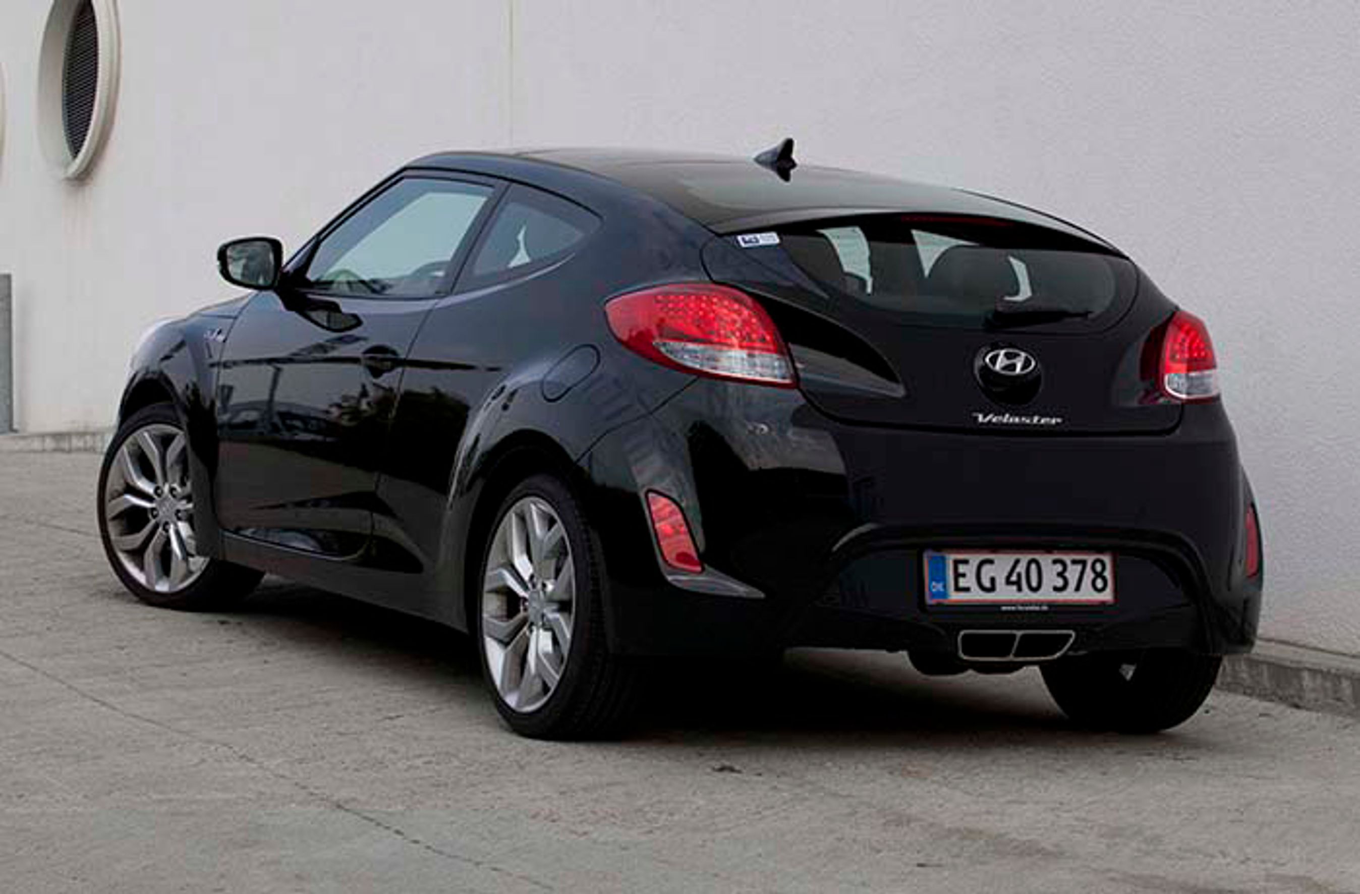 Hyundai Veloster bagfra