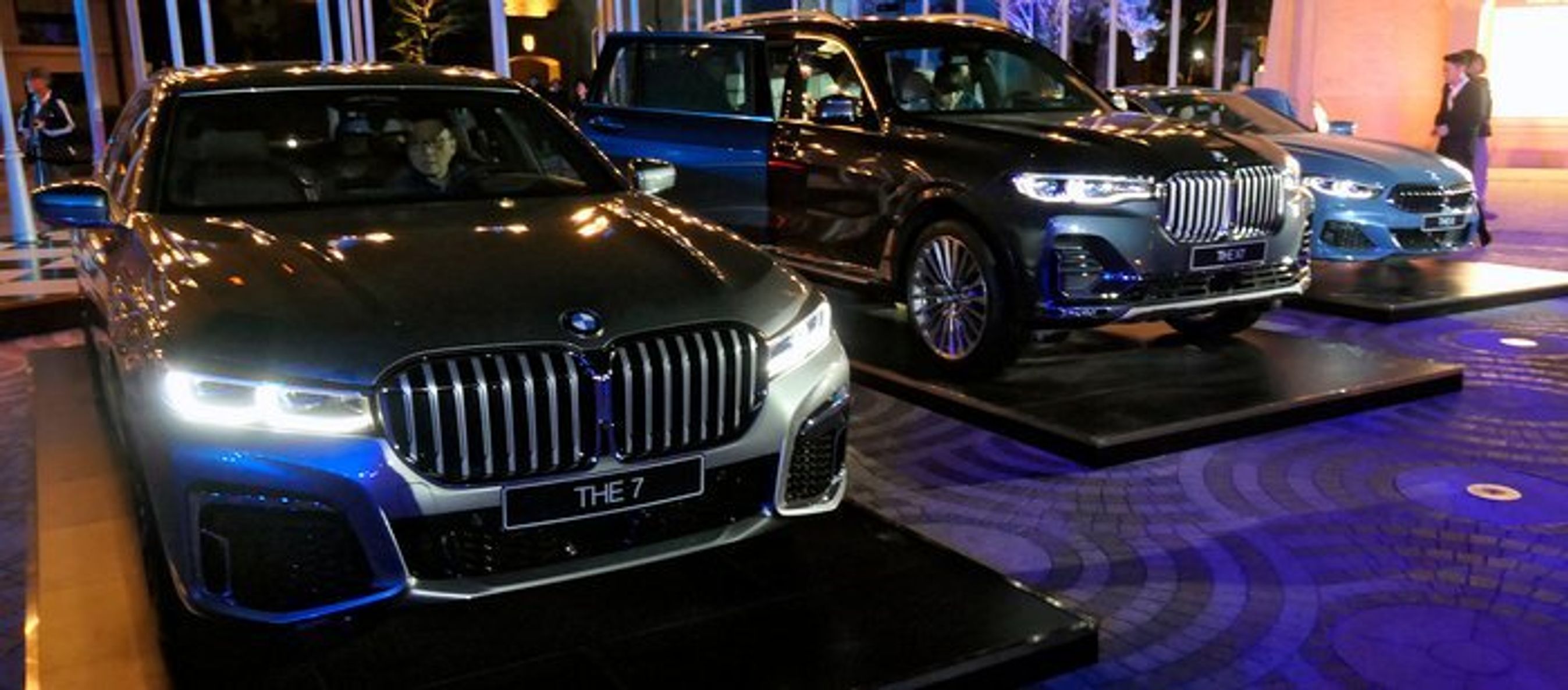 Tre modeller indgår i den nye, ekstra fine familie: 7-serie, X7 og 8-serie.