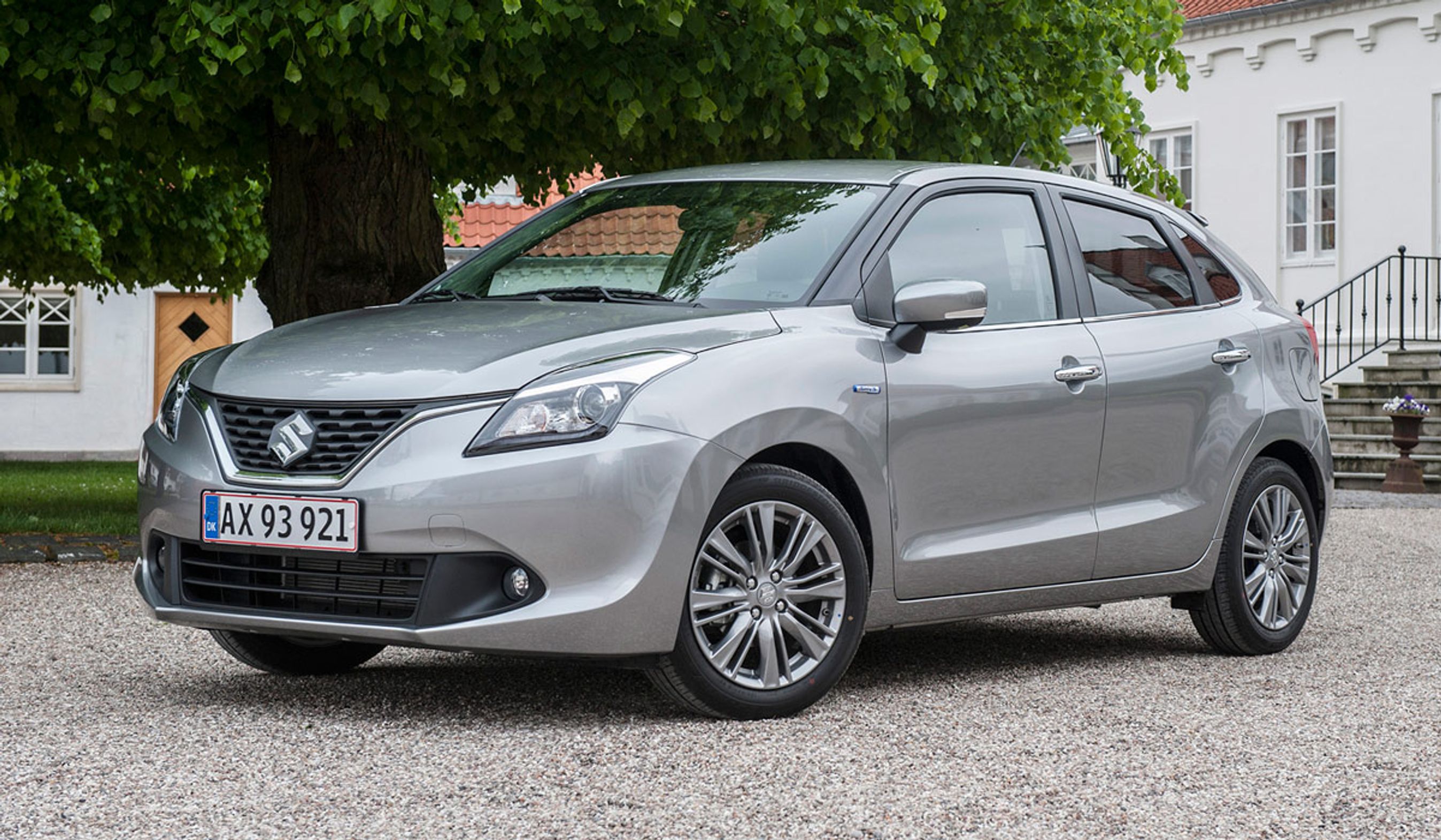 Den nye Baleno er en 4,00 meter lang, femdørs minibil.