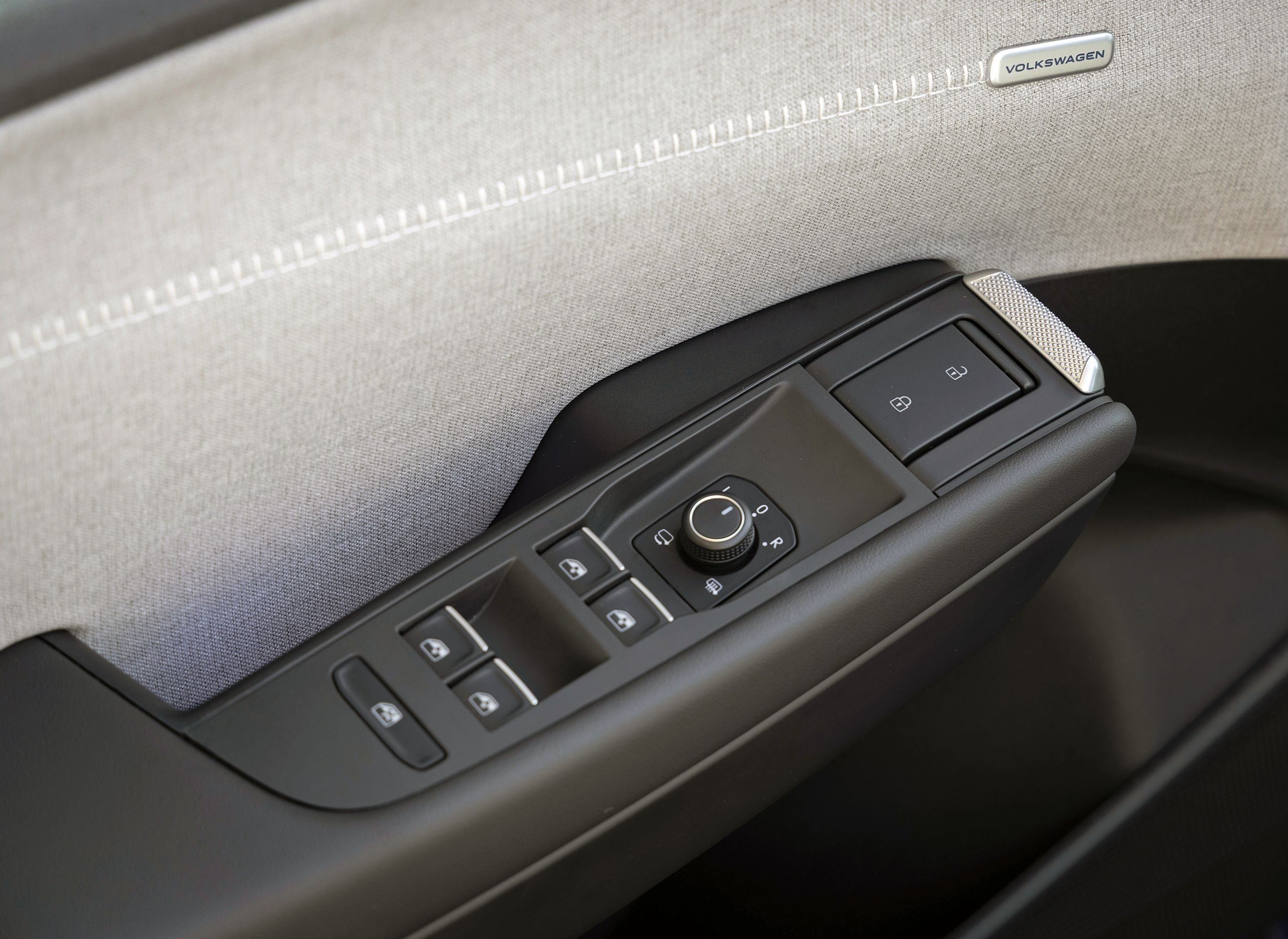 Dørpanel på ID. Polo.