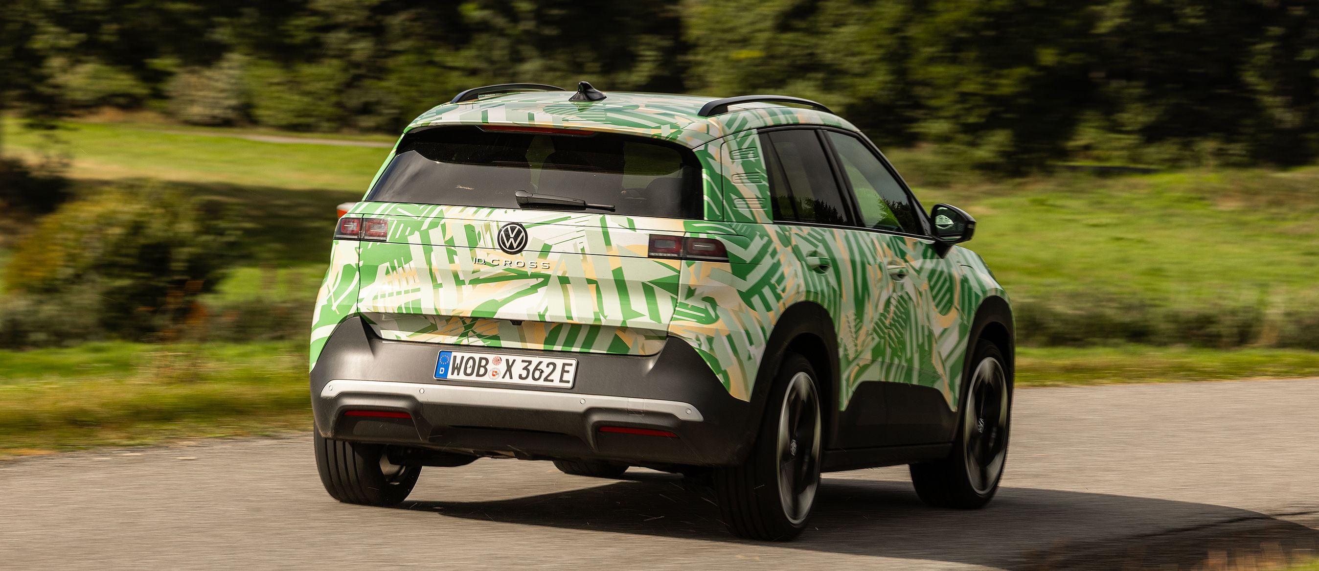 VW ID. Cross bagfra.