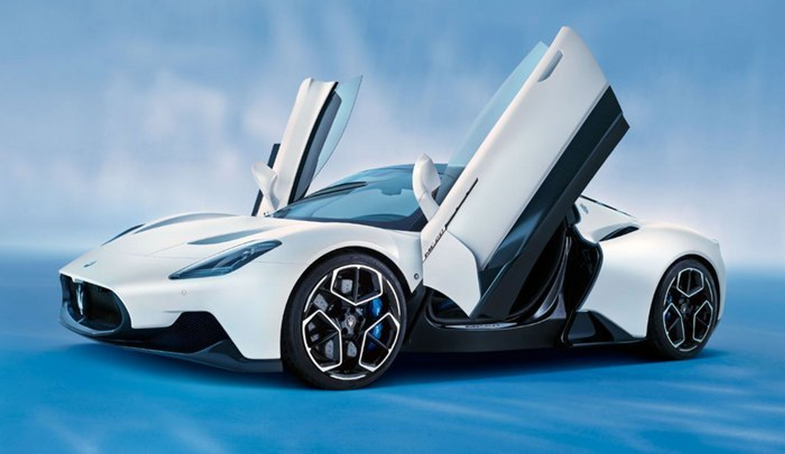 MC20 har saksedøre, der skal gøre det forholdsvis nemt at komme ind og ud i forhold til bilens formgivning.