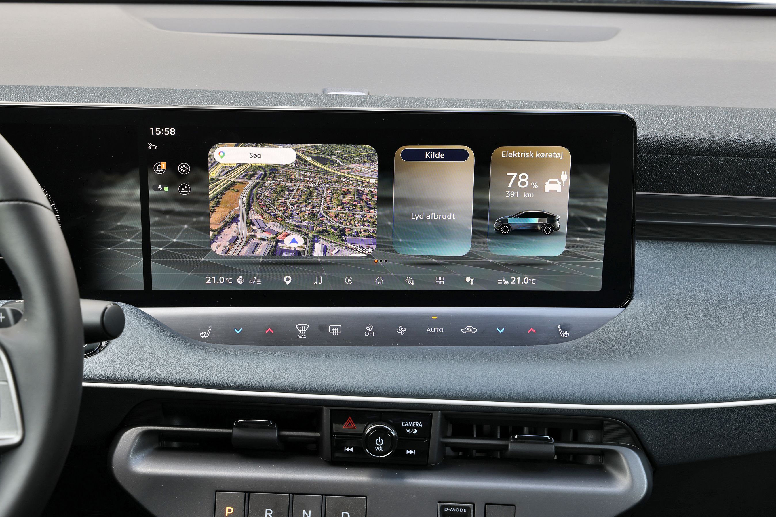 Nissan Leaf 75 kWh 2026: Infotainmentskærm med navigation og køretøjsinformation