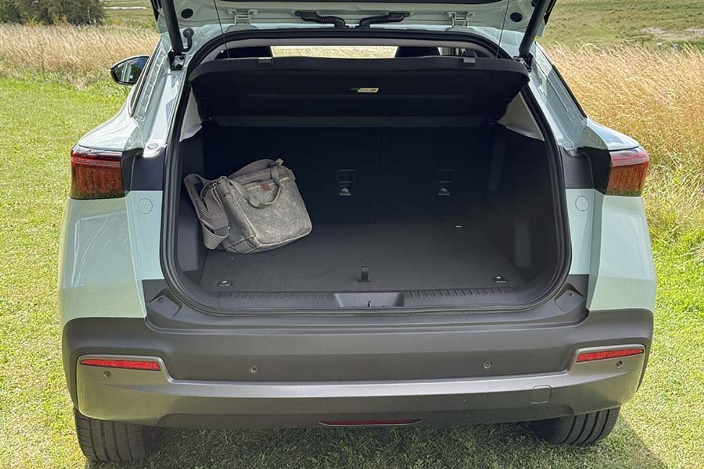 Bagagrum i en Omoda 5 EV