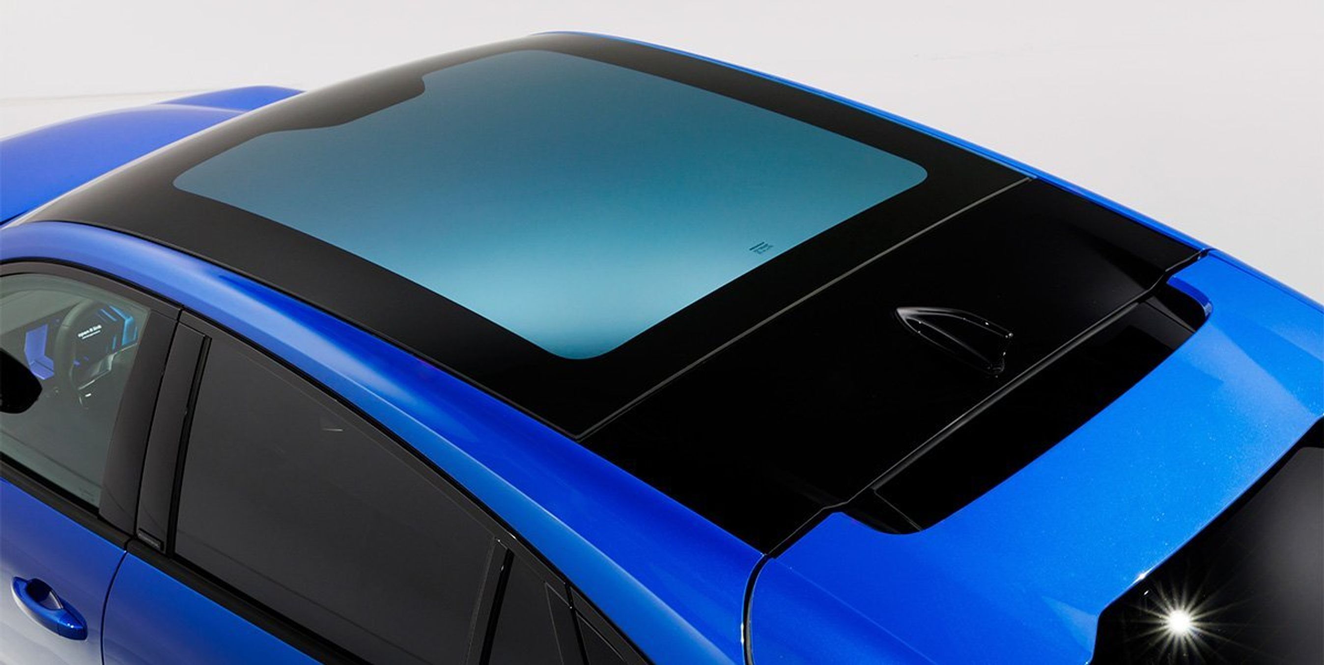 Glastaget på Renault Rafale.