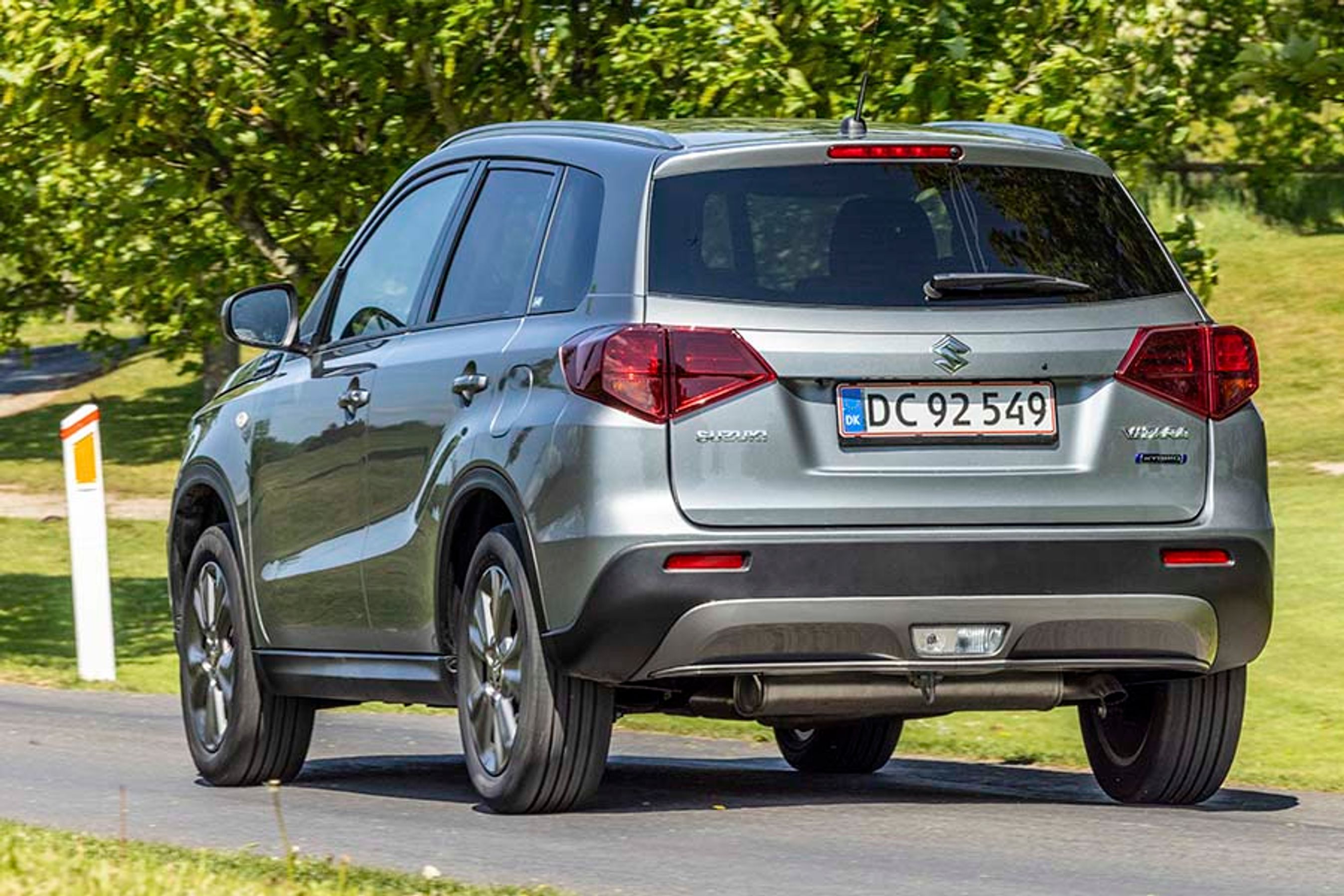 Suzuki Vitara Hybrid set bagfra